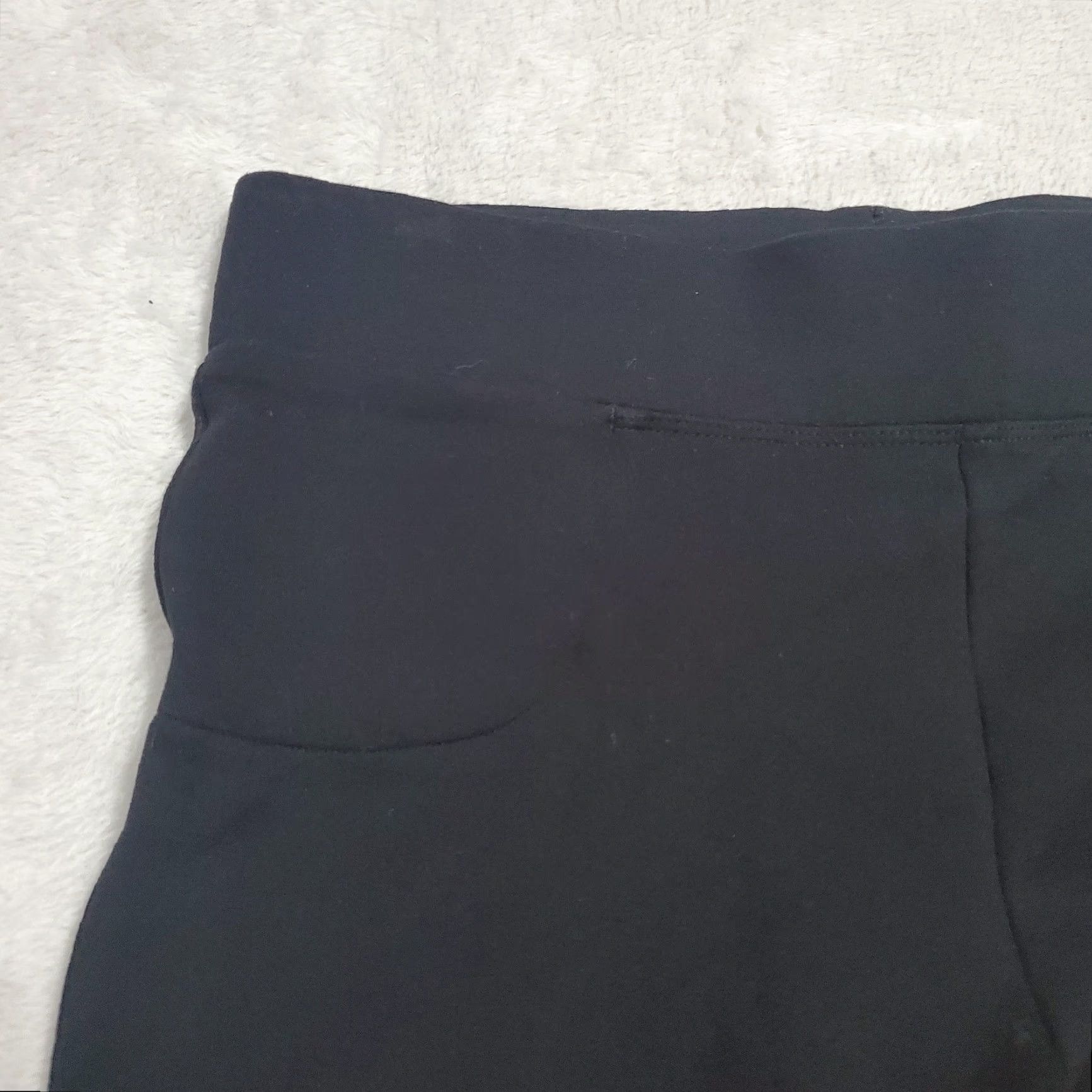Quince Quince Pants Womens XS Black Ultra Stretch Ponte Kick Flare Pull On Crop Size 26" / US 2 / IT 38 - 4 Thumbnail