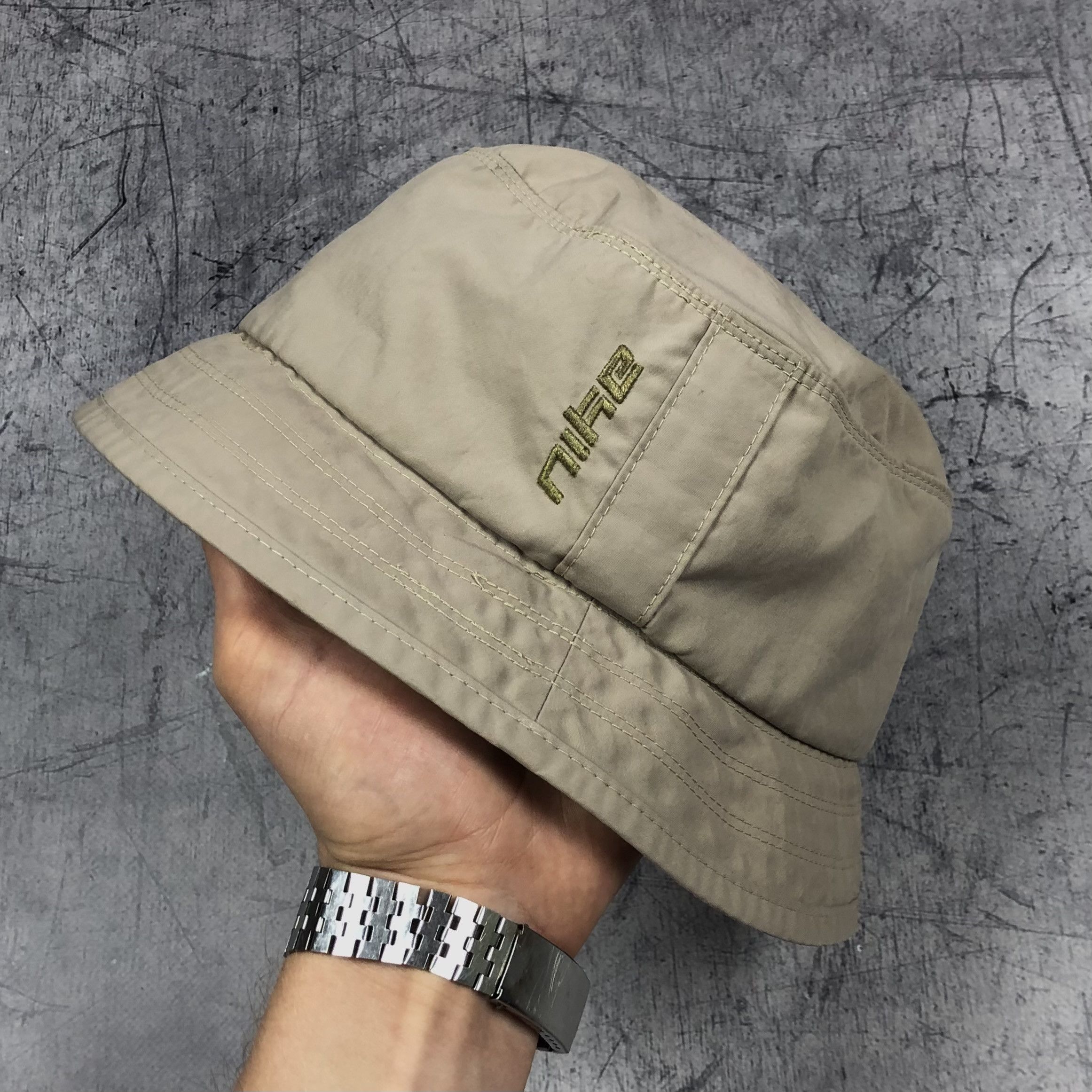 Nike Vintage Nike Nylon Bucket Hat Cap Size ONE SIZE - 2 Thumbnail