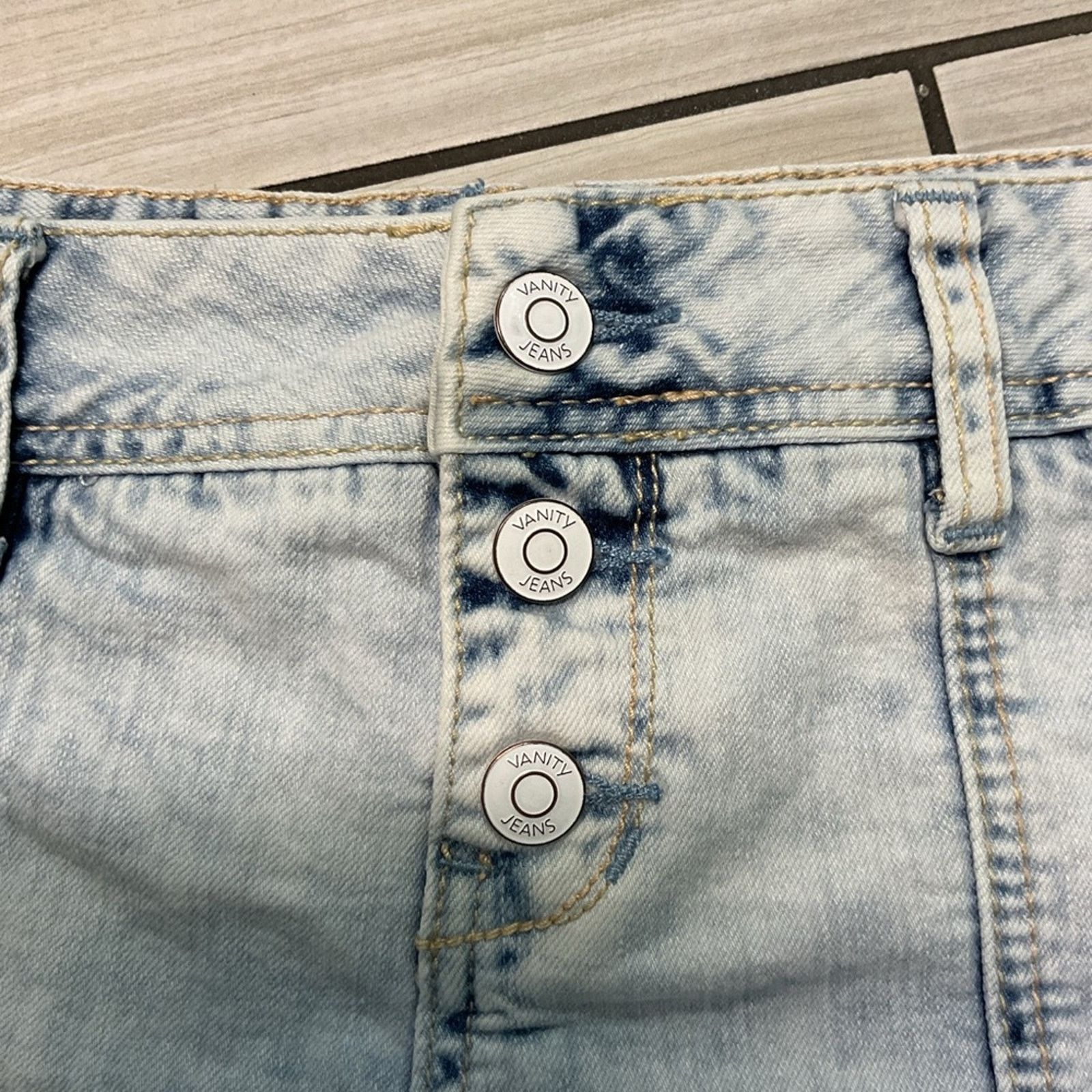 Vintage Premium Vanity Collection Light Blue Denim Shorts Size 34" / US 12 / IT 48 - 3 Thumbnail