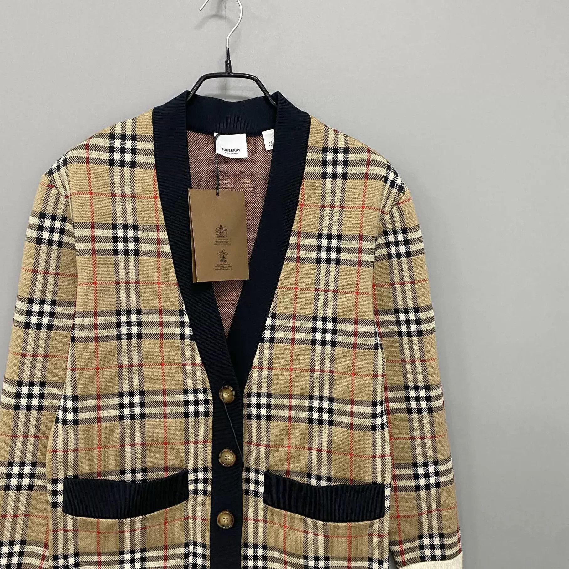Burberry Burberry Classic Check Wool Cardigan New XS Size XS / US 0-2 / IT 36-38 - 2 Thumbnail