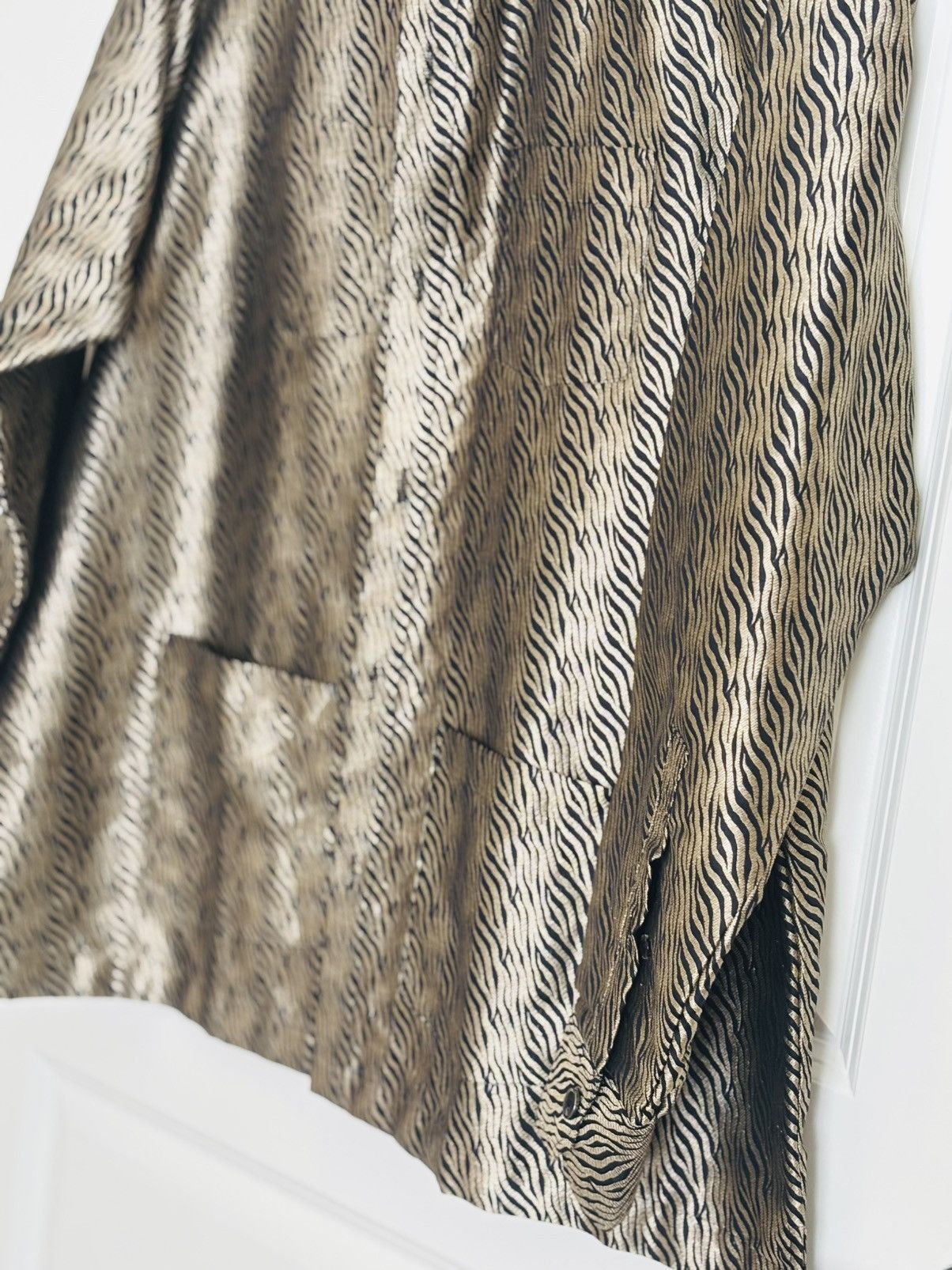 Designer Pure silk Black & Gold Unisex Jacket with Zebra pattern Size US L / EU 52-54 / 3 - 12 Thumbnail