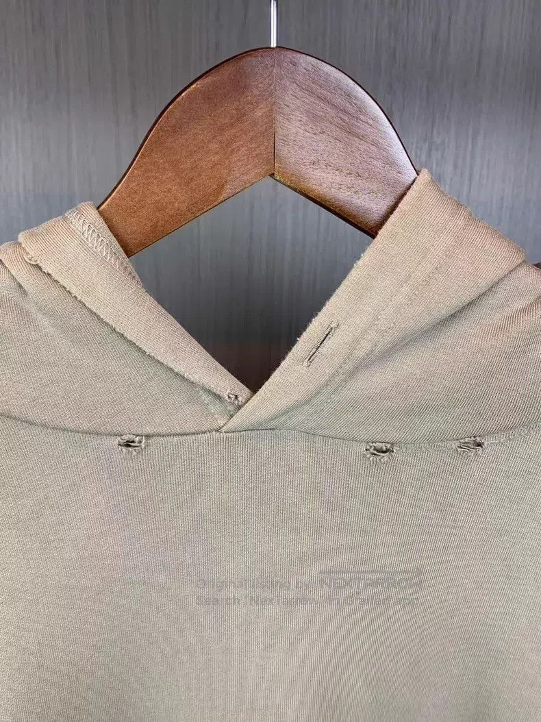 Balenciaga Balenciaga Destroyed Hoodie Size US S / EU 44-46 / 1 - 3 Thumbnail
