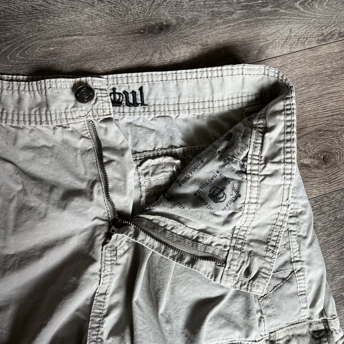Vintage Vintage 2000s Rebel & Soul Cargo Pocket Skater Baggy Shorts Size US 34 / EU 50 - 7 Thumbnail