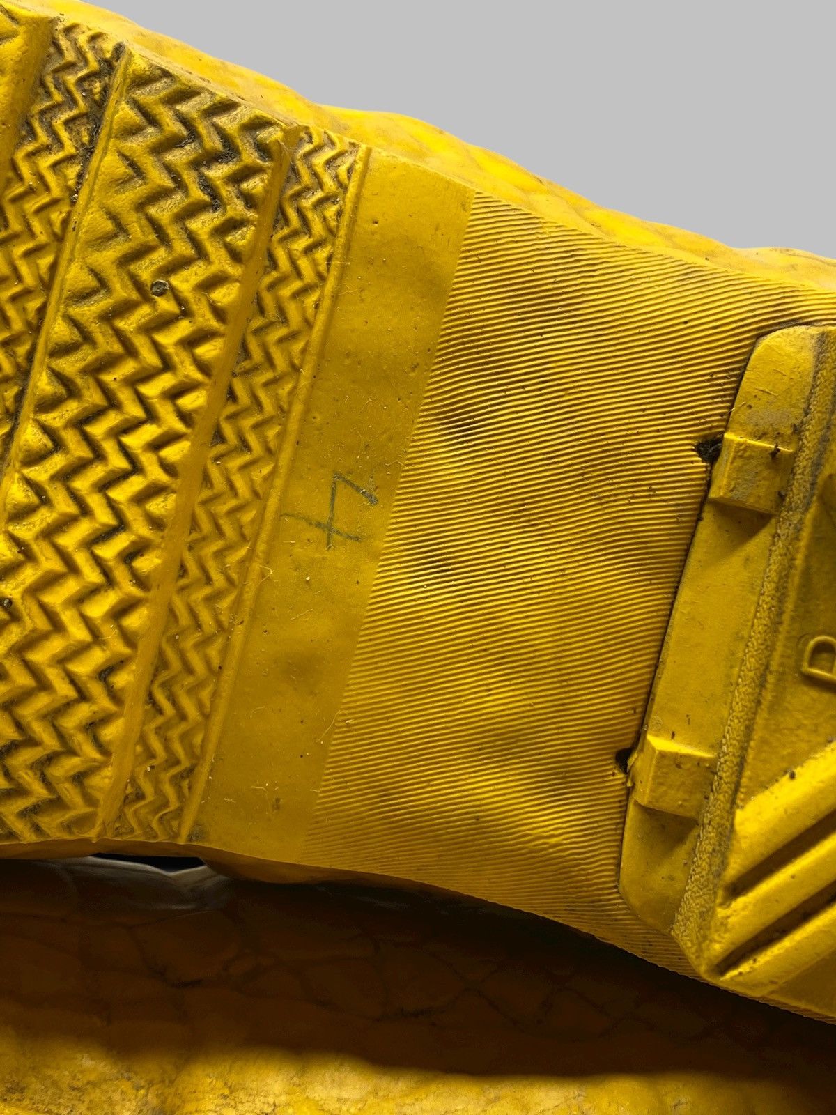 Hunter HUNTER & JIMMY CHOO Special Edition Rain Croc Yellow Boots Size US 4 / IT 34 - 19 Thumbnail