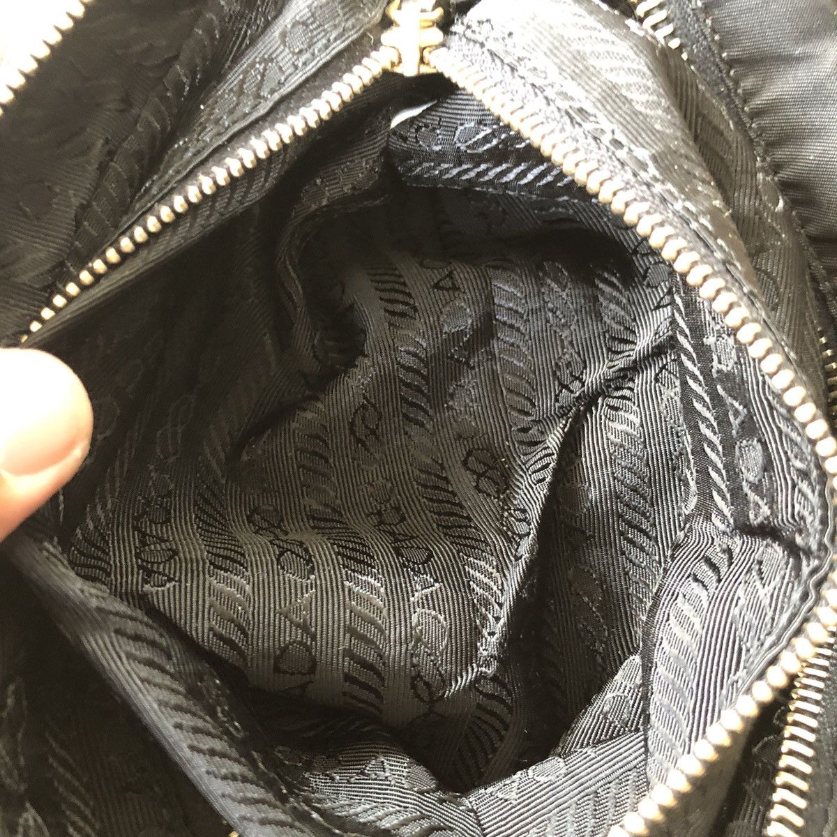 Prada 🔥🔥PRADA BAGS HOT ITEM ORIGINAL🔥🔥 Size ONE SIZE - 9 Thumbnail