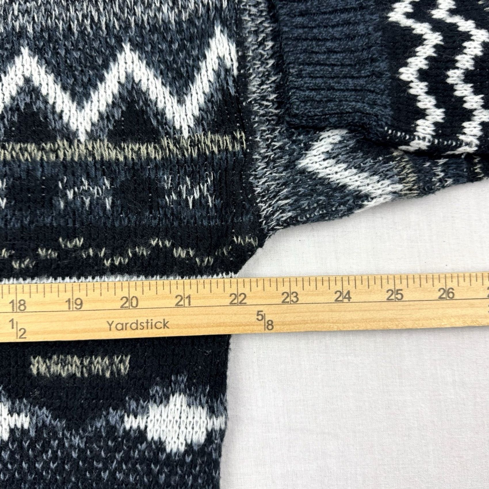 Vintage VINTAGE rue21 Mens Sweater Adult Large Geometric Knit Acrylic Hipster Y2K 90s Mens Size US L / EU 52-54 / 3 - 7 Thumbnail