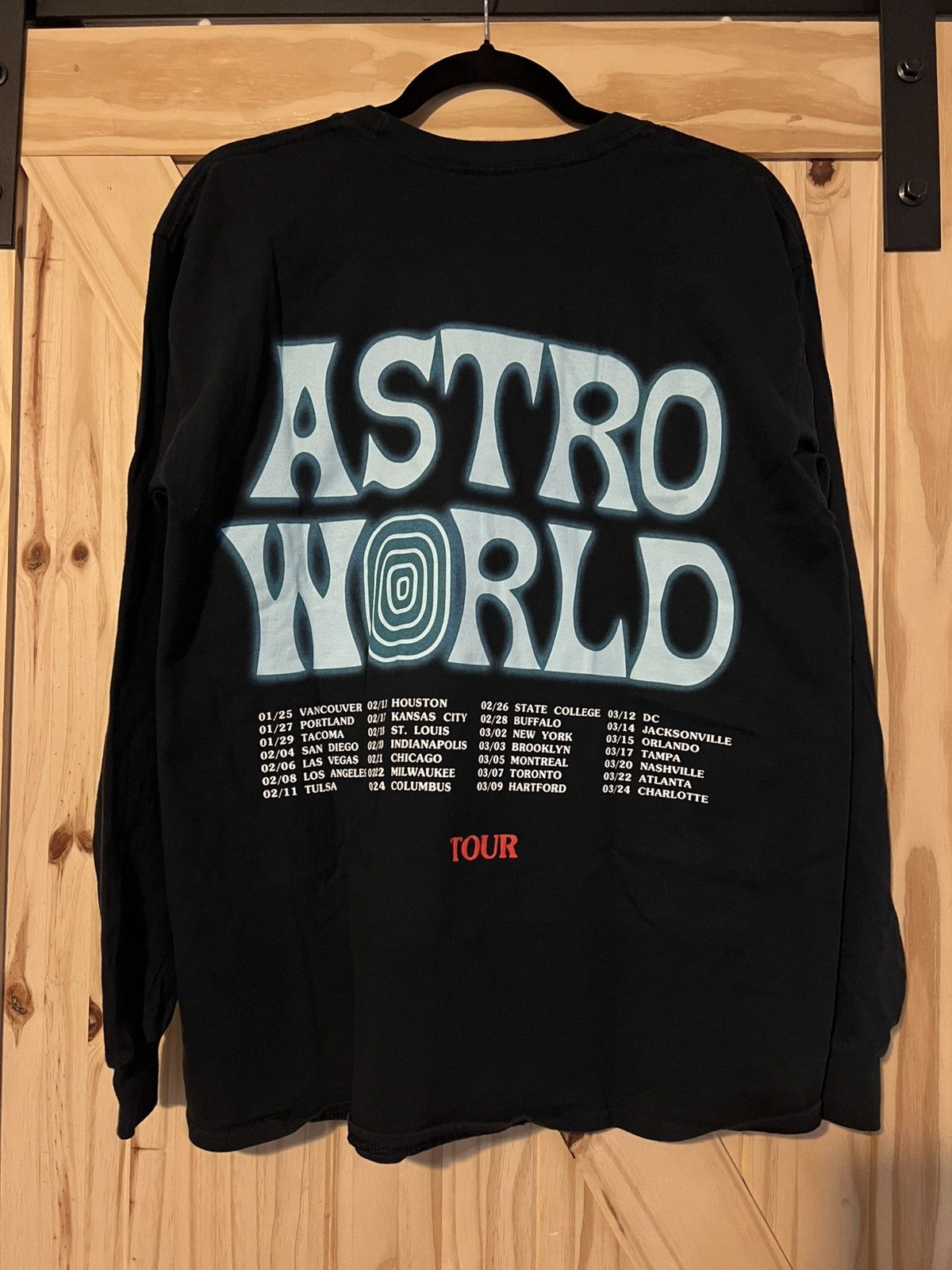 Travis Scott Travis Scott Astroworld Tour Horse Longsleeve Size US M / EU 48-50 / 2 - 2 Thumbnail