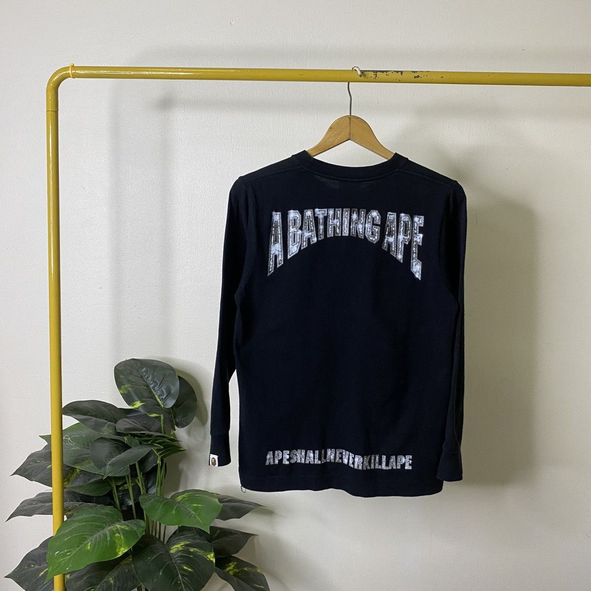 Bape A Bathing Ape By Nigo Era LS T Shirt Size US S / EU 44-46 / 1 - 1 Thumbnail