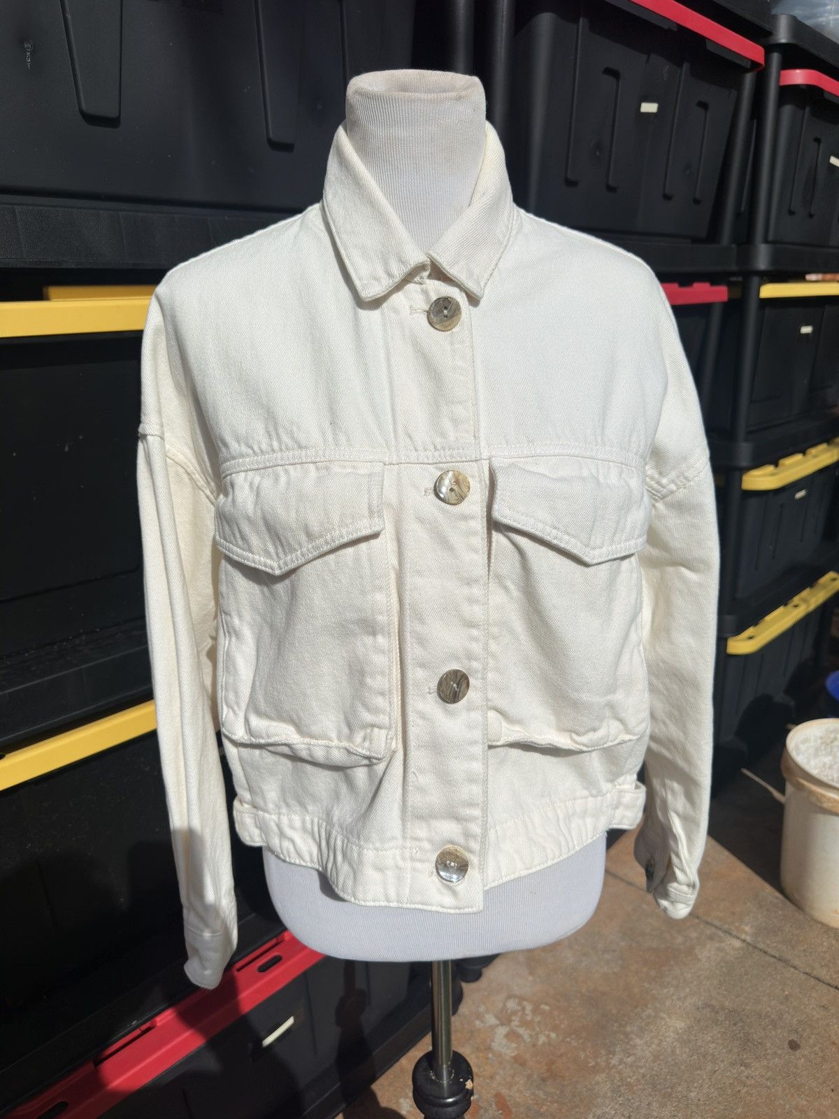 Zara Zara Oversized Denim Jean Jacket Ivory Women's S Trucker Size S / US 4 / IT 40 - 1 Thumbnail