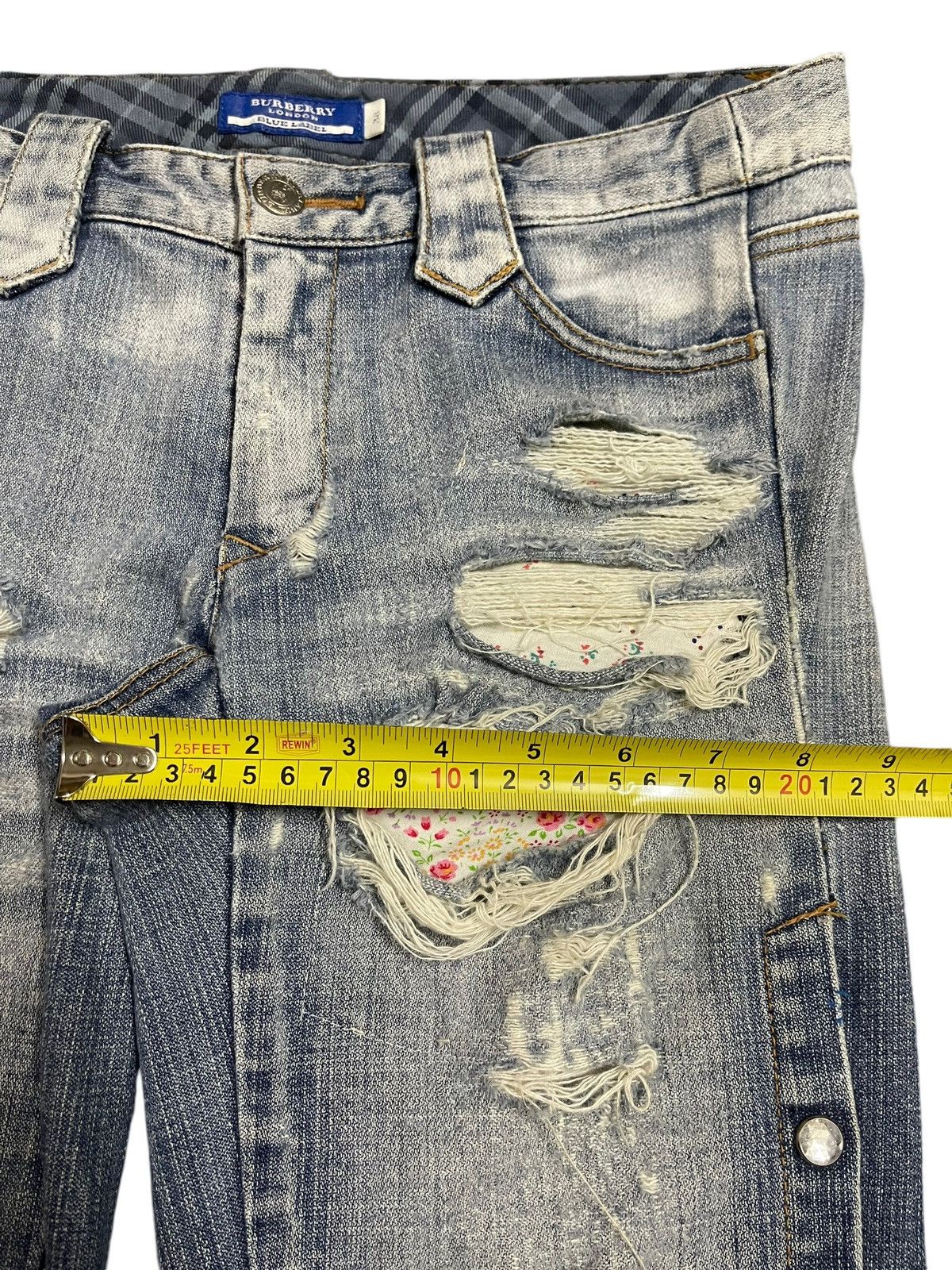 Burberry Vintage Burberry Blue Label Side Button Style Bootcut Jeans Size 30" / US 8 / IT 44 - 12 Thumbnail