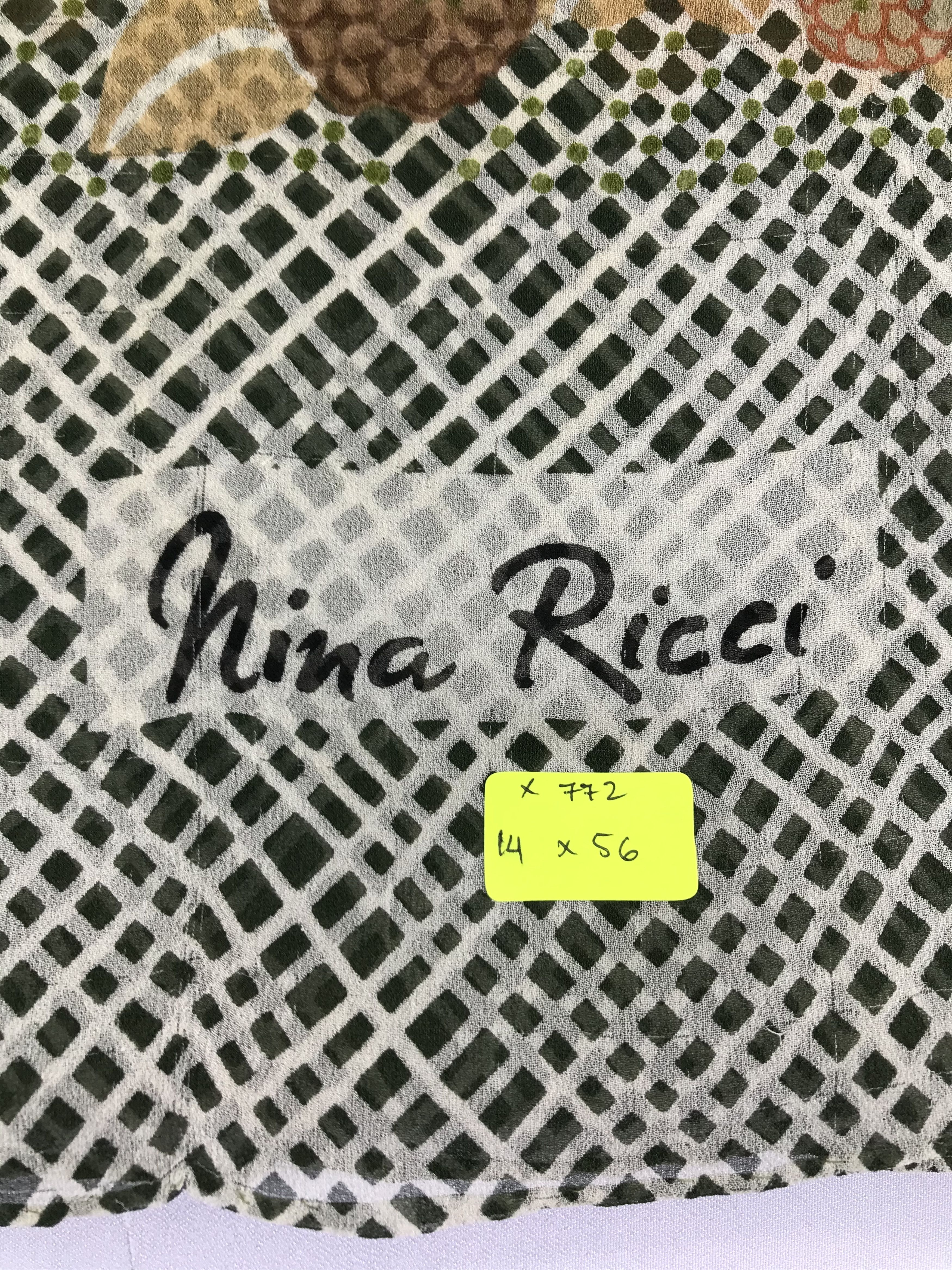 Nina Ricci × Vintage Vintage Nina Ricci Silk Scarf Size ONE SIZE - 4 Thumbnail