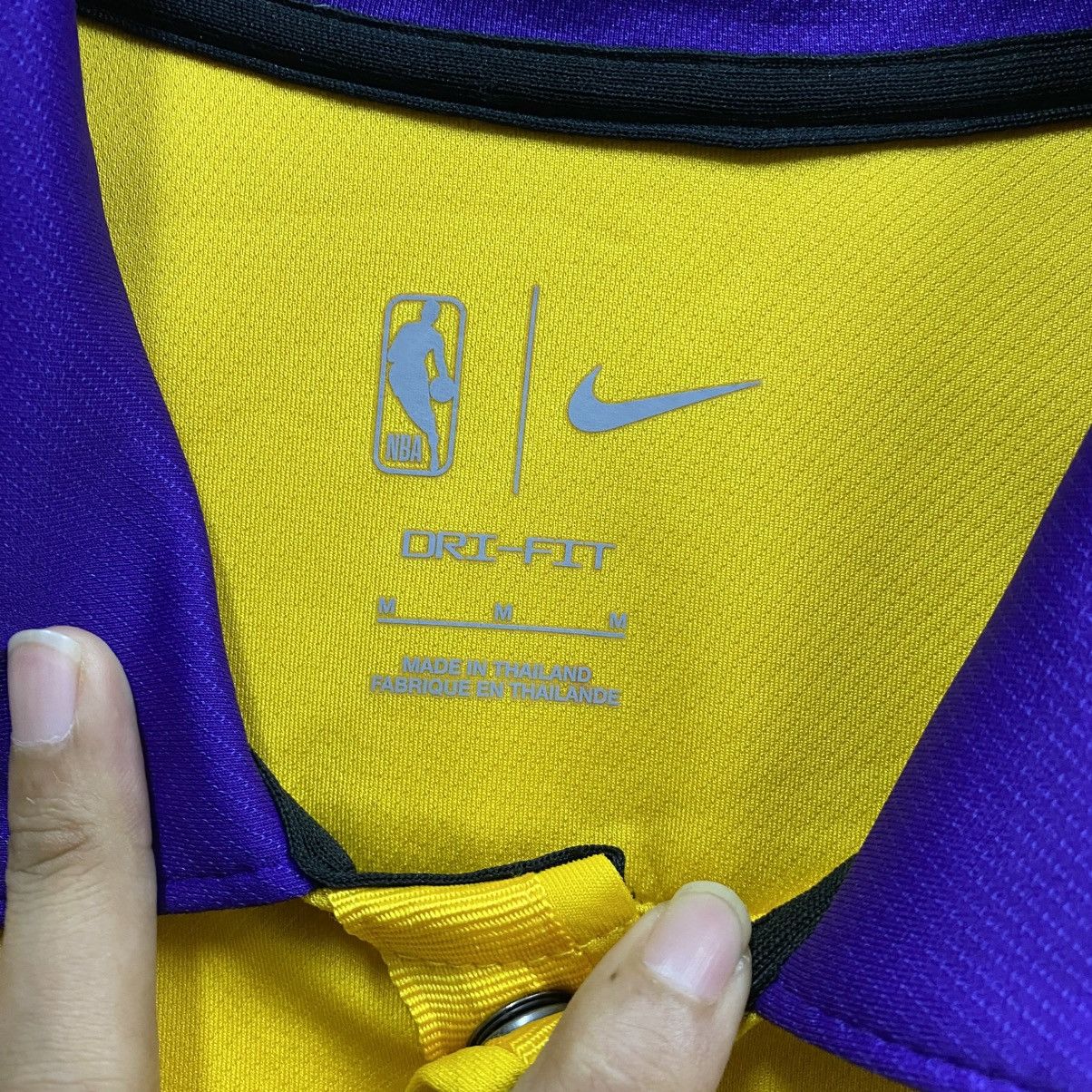 Nike Nike Lakers Showtime City Edition Warmup Size US L / EU 52-54 / 3 - 10 Thumbnail