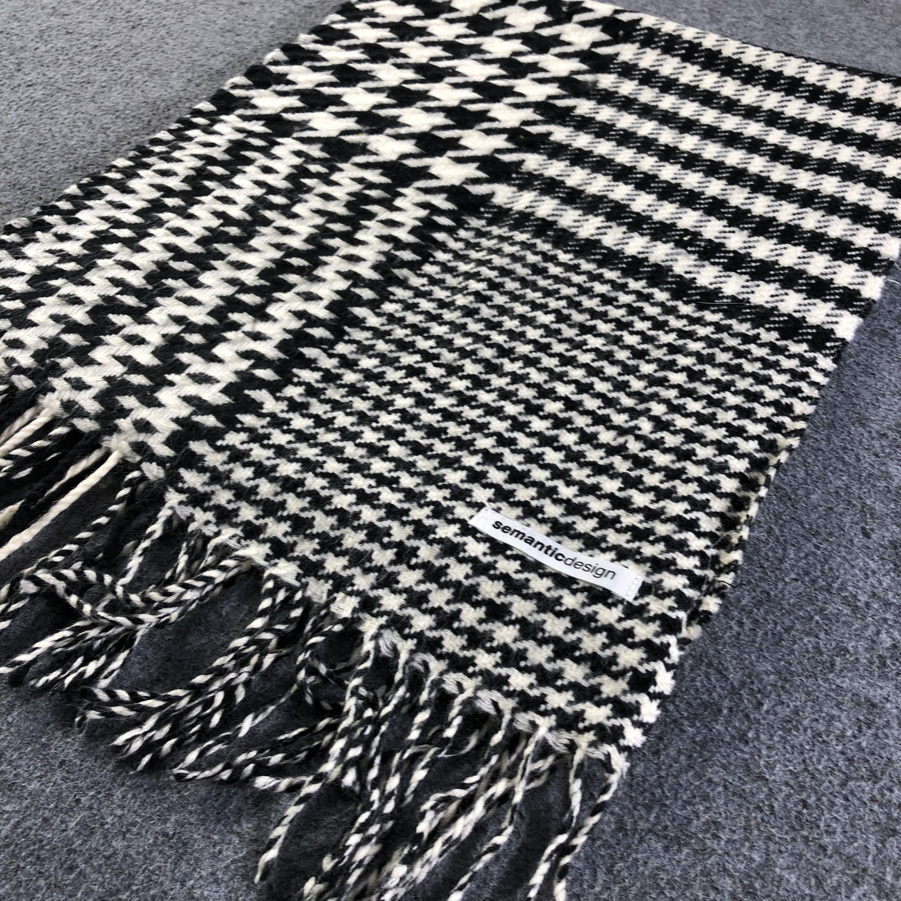 semanticdesign Semantic Design Houndstooth Scarf / Muffler / Neckwear P048 Size ONE SIZE - 3 Thumbnail