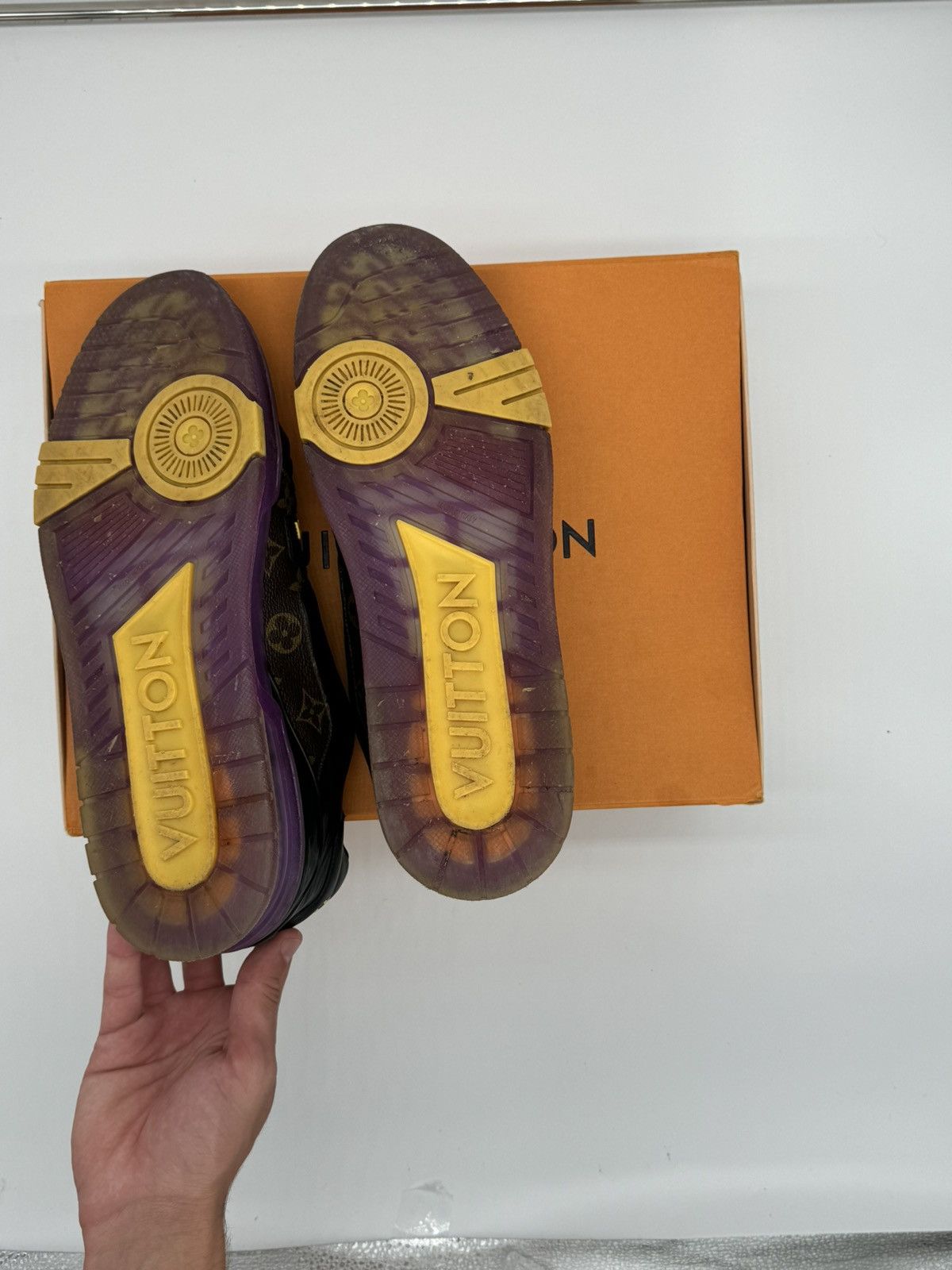 Louis Vuitton LOUIS VUITTON TRAINER MONOGRAM PURPLE Size US 11 / EU 44 - 5 Thumbnail