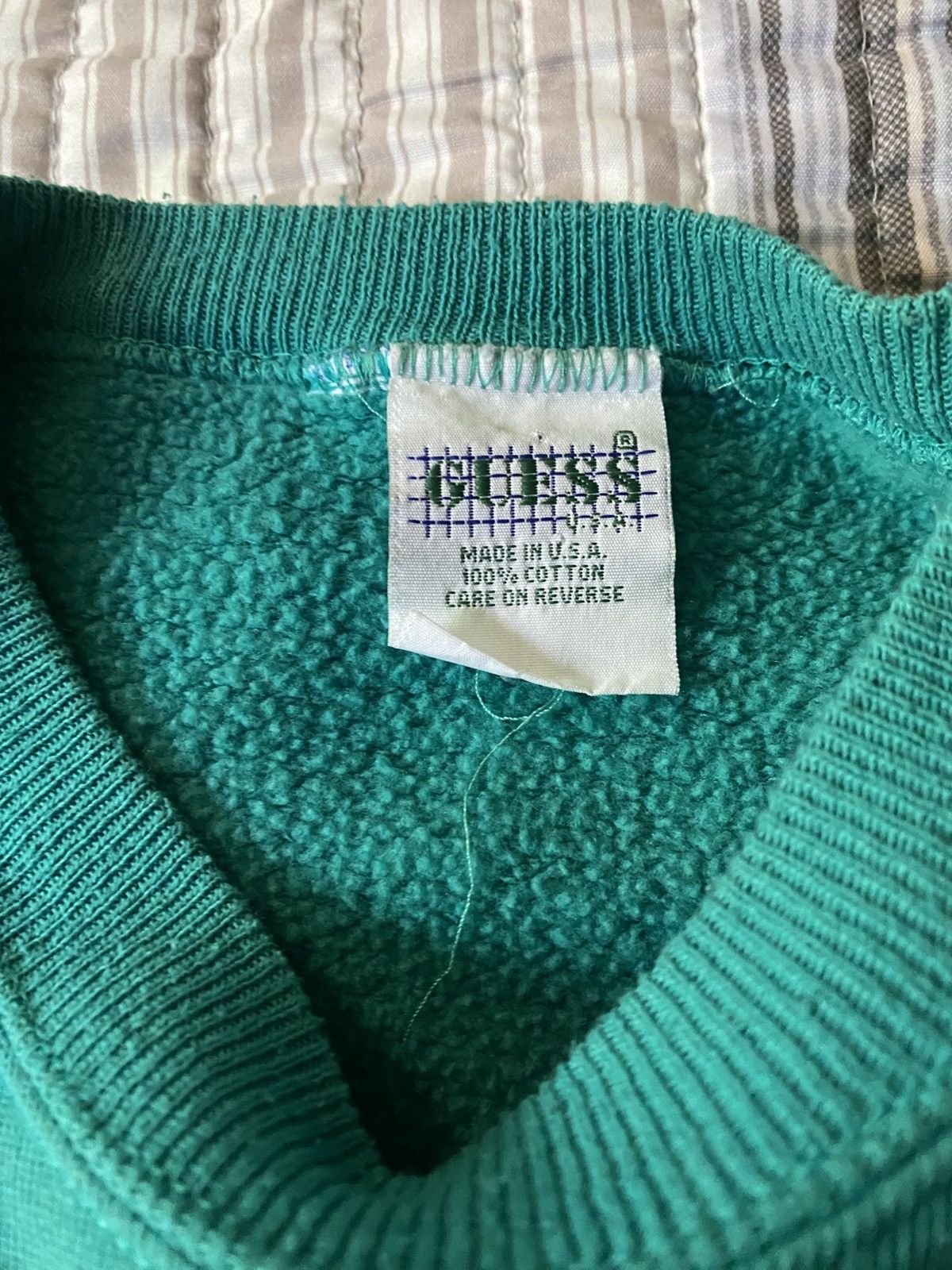 Guess Vintage Guess Crewneck Large Size US L / EU 52-54 / 3 - 3 Thumbnail