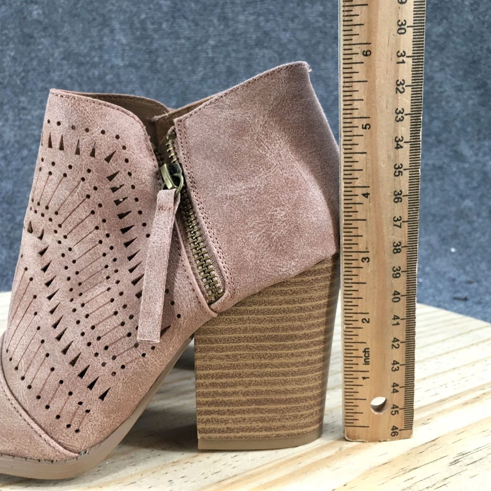 Vintage Maurices Caroline Boots Womens 5.5 Side Zip Peep Toe Bootie Light Brown Casual Heel 3" Block Shaft Ankle Faux Leather Size US 6 / IT 36 - 7 Thumbnail