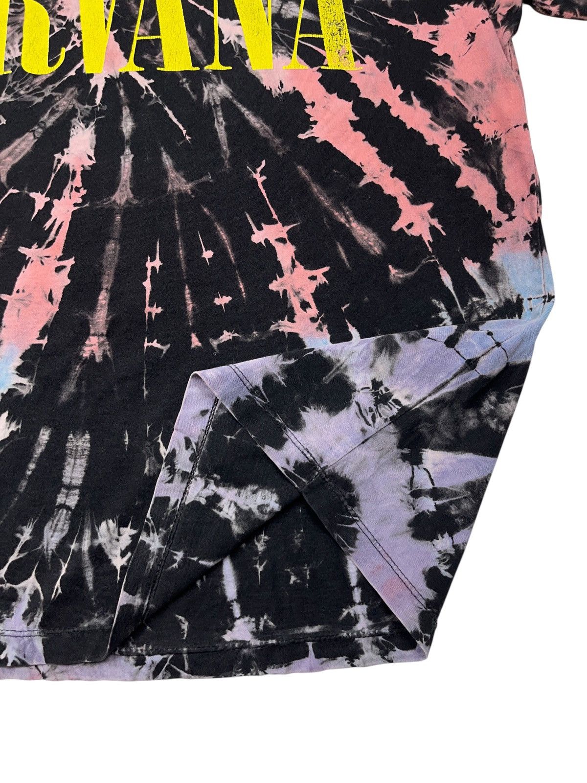 Nirvana Vintage 00s Nirvana Logo Tie Dye T-shirt Cobain Soundgarden Size US L / EU 52-54 / 3 - 5 Thumbnail