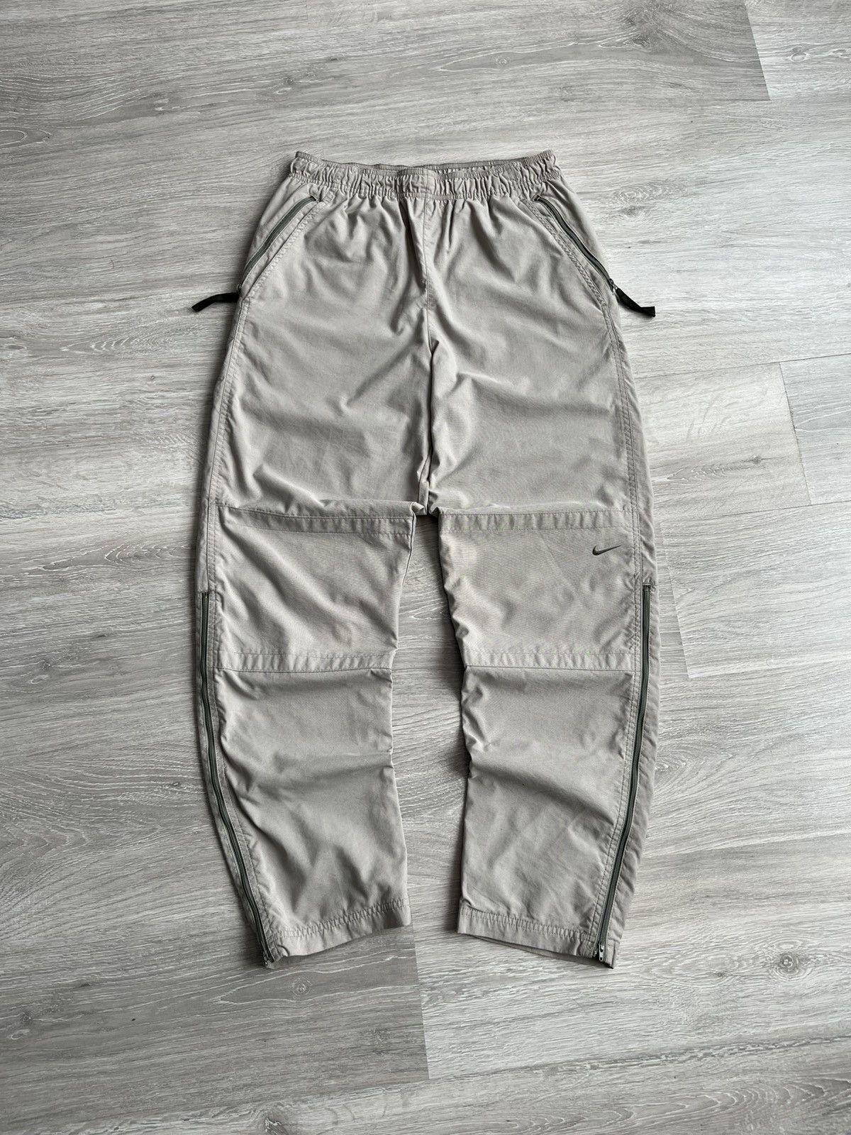 Nike Nike Vintage 00's Zipper Cargo Pants Mini Swoosh Logo