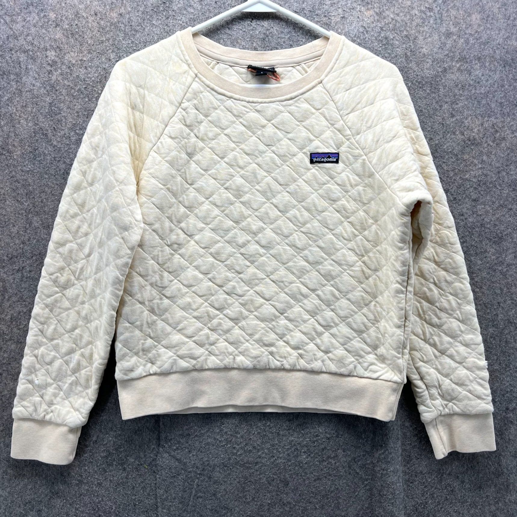 Patagonia VINTAGE Patagonia Sweater Womens Small Crewneck Pullover Beige Quilted 25310 Size S / US 4 / IT 40 - 2 Thumbnail
