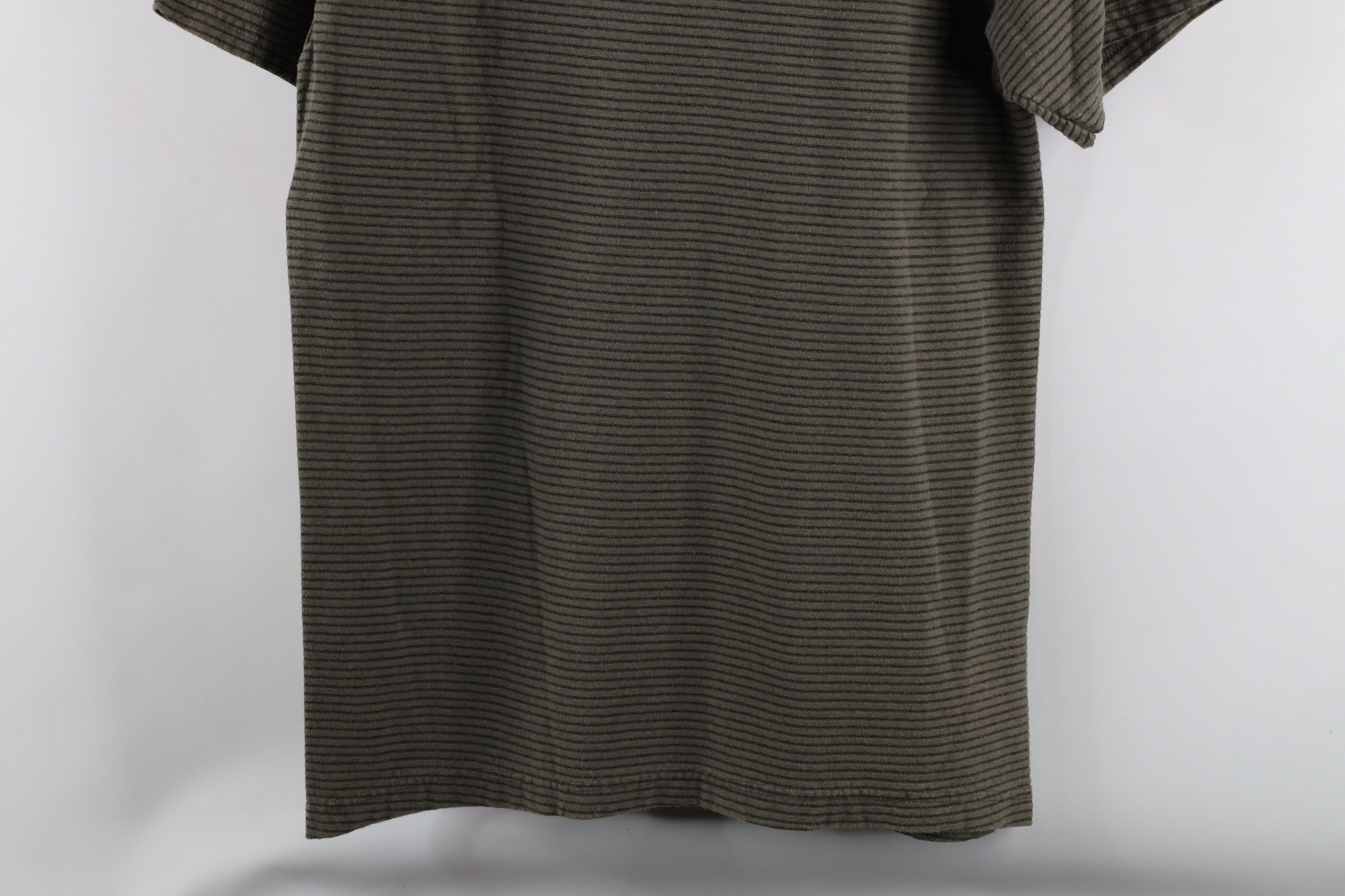 Vintage Vintage 90s Streetwear Short Sleeve T-Shirt Cotton USA Size US L / EU 52-54 / 3 - 8 Thumbnail