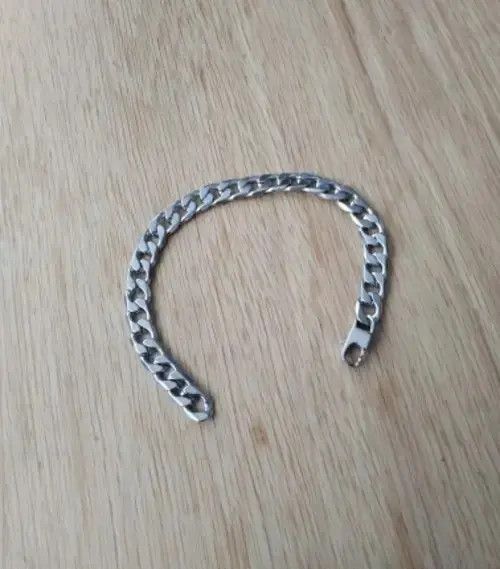 Japanese Brand 8 mm width Curb Cuban Link Chain Brecelet Size ONE SIZE - 2 Thumbnail