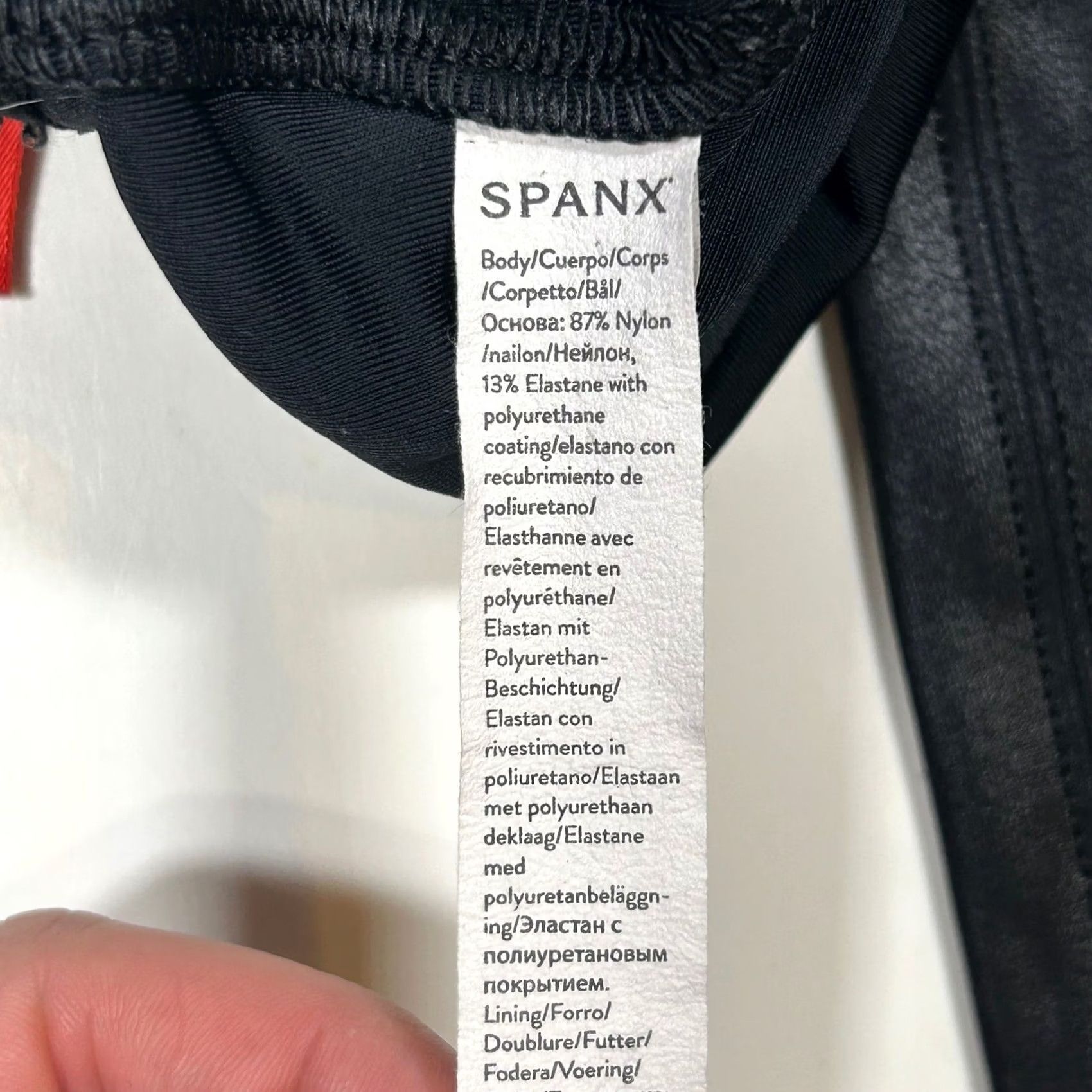 Spanx Spanx Leggings Womens Small Black Tummy Control Faux Leather Shine Size 28" / US 6 / IT 42 - 6 Thumbnail
