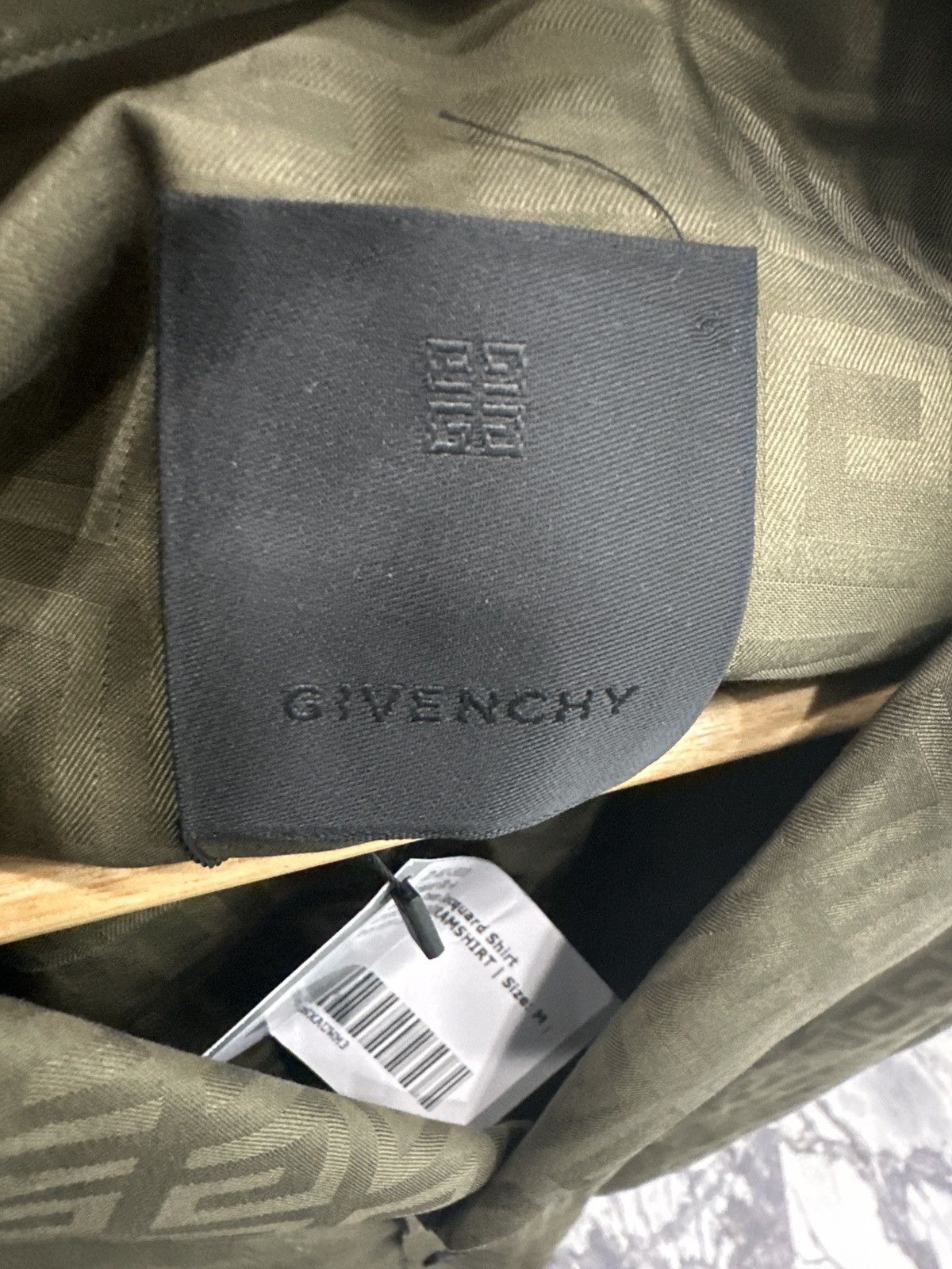 Givenchy Givenchy Monogram Button Up Short Sleeve ‘Olive Green’ Size US M / EU 48-50 / 2 - 4 Thumbnail