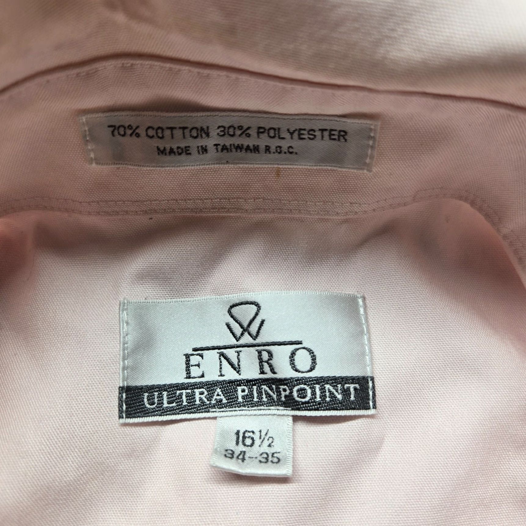 Enro ENRO Shirt Dress Shirt Pink Short Sleeve 16.5 Mens 16.5 Pink Enro Regular 16.5 Men’s Button Up Collared 34-35 Adults Vintage? Wait no. Size 46R - 3 Thumbnail