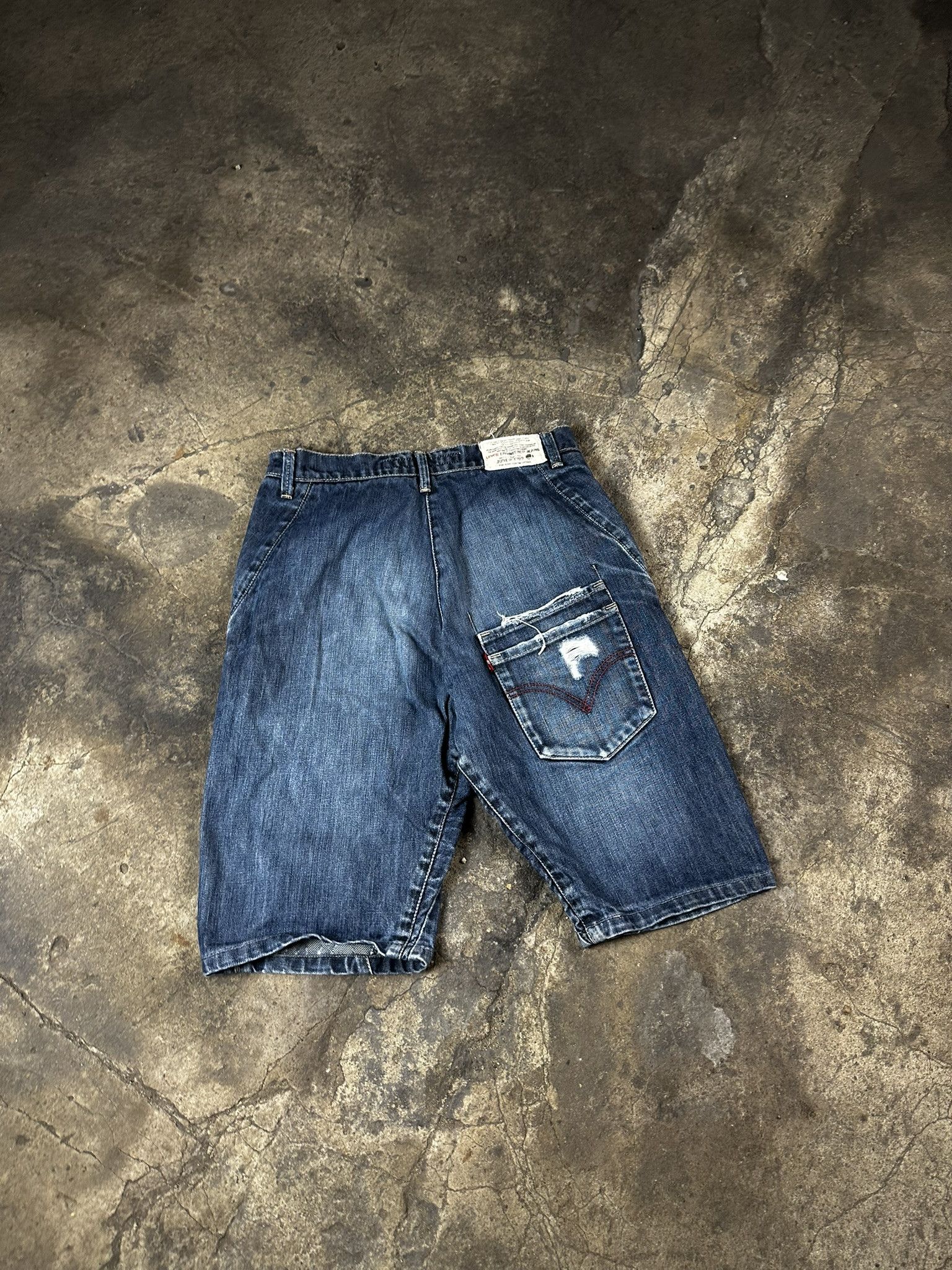 Engineered Garments × Levi's Vintage Y2k Levi's Engineered Distressed Jeans Shorts Size US 26 / EU 42 - 1 Thumbnail