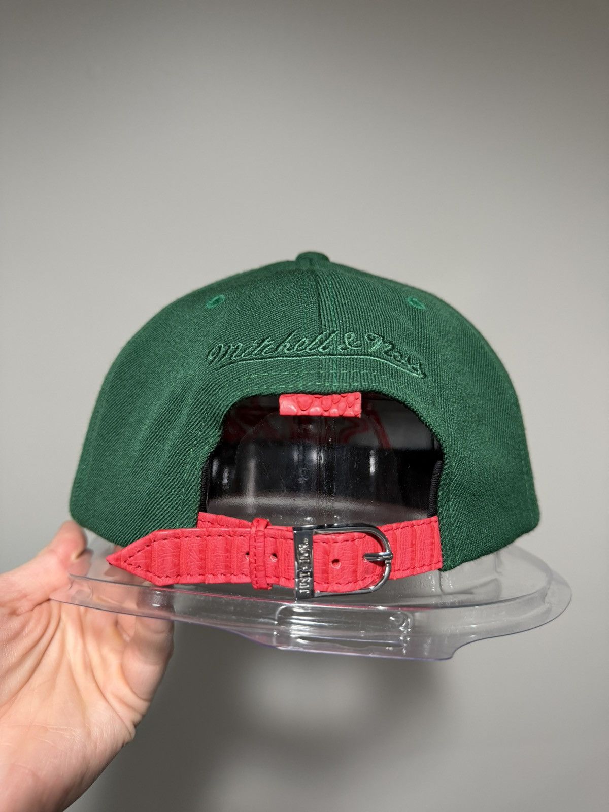Just Don × Mitchell & Ness Just Don x Mitchell & Ness NBA Milwaukee Bucks Green/Red Hat Size ONE SIZE - 9 Thumbnail