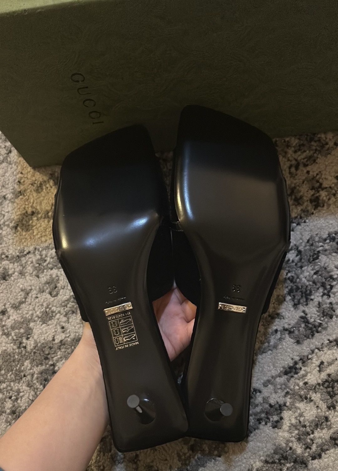 Gucci GUCCI Women's GG slide Sandal size 39 Size US 9 / IT 39 - 5 Thumbnail