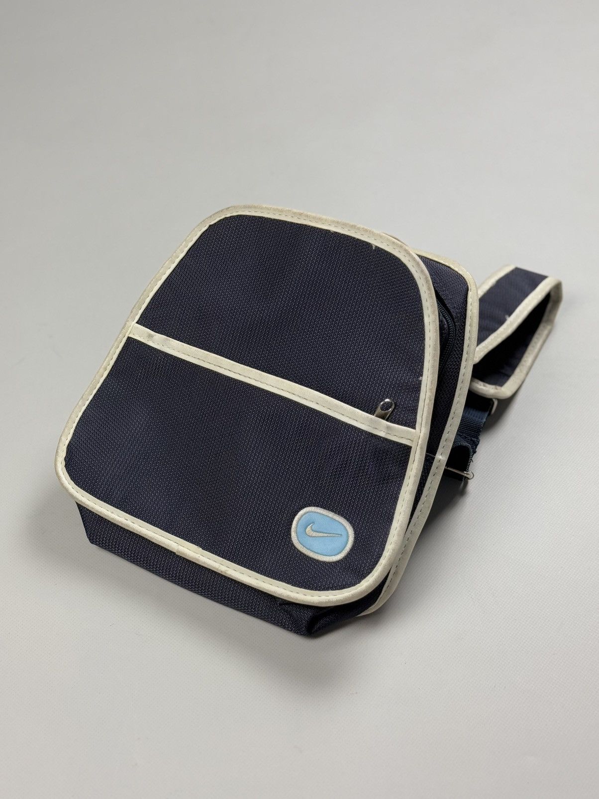 Nike Nike Vintage Y2K Nylon Small Backpack Rucksack Size ONE SIZE - 18 Thumbnail