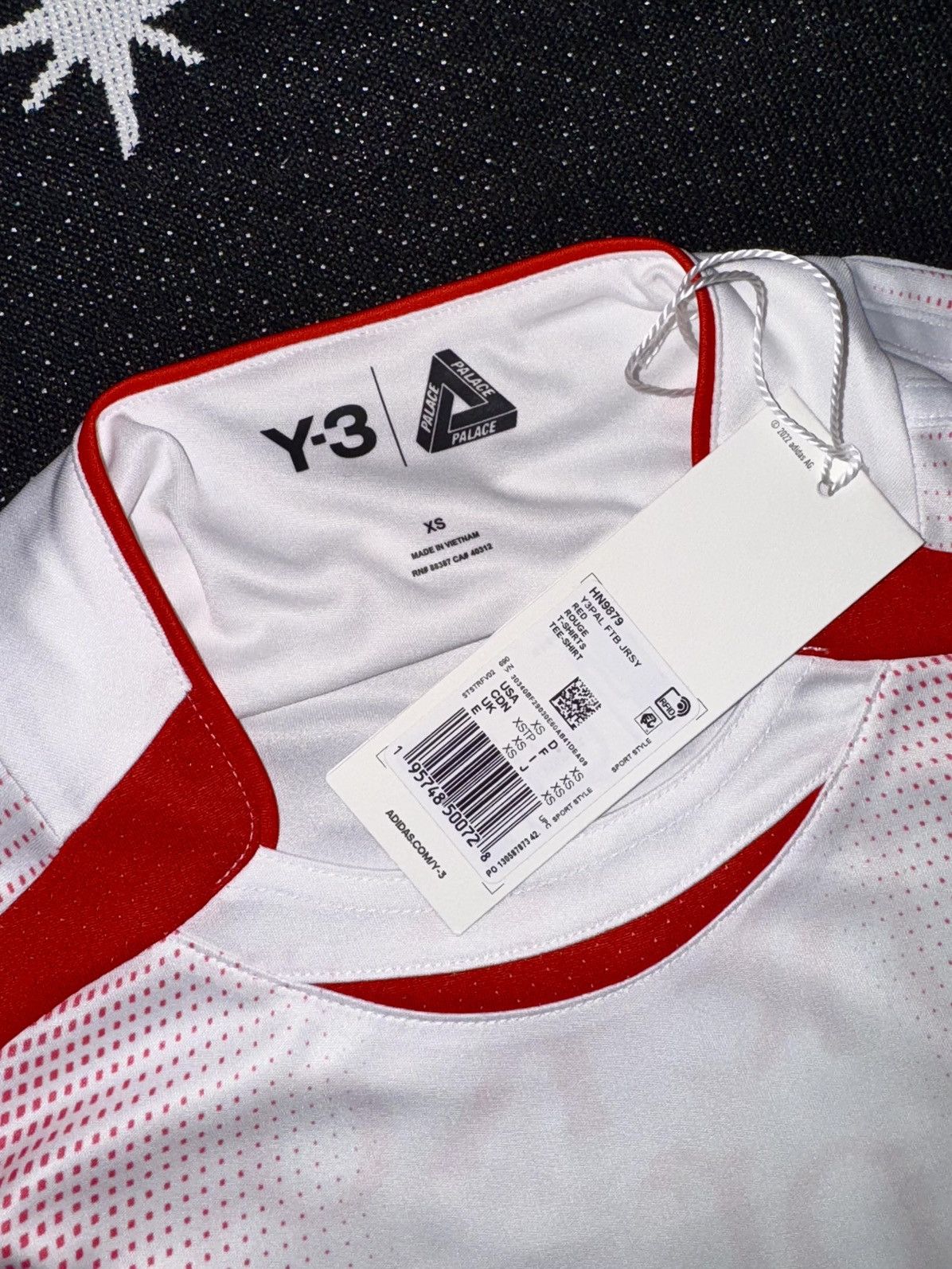 Palace × Y-3 × Yohji Yamamoto Palace x Y-3 Rose Football Jersey XS (HN9879) Size US XS / EU 42 / 0 - 6 Thumbnail