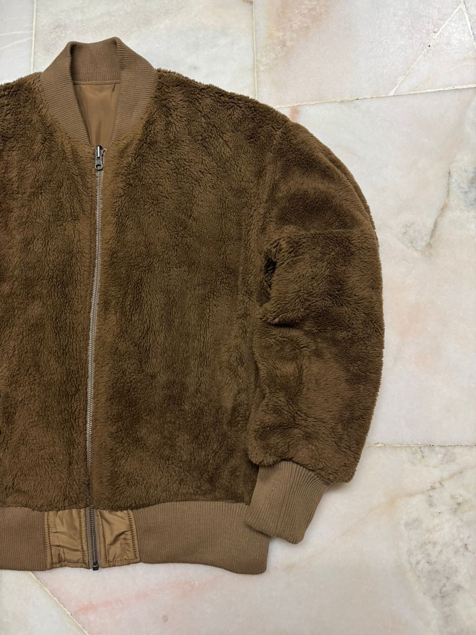 GU × Undercover REVERSIBLE GU LIKE NEW SHERPA BOMBER TRAVIS SCOTT COLOR Size US S / EU 44-46 / 1 - 16 Thumbnail