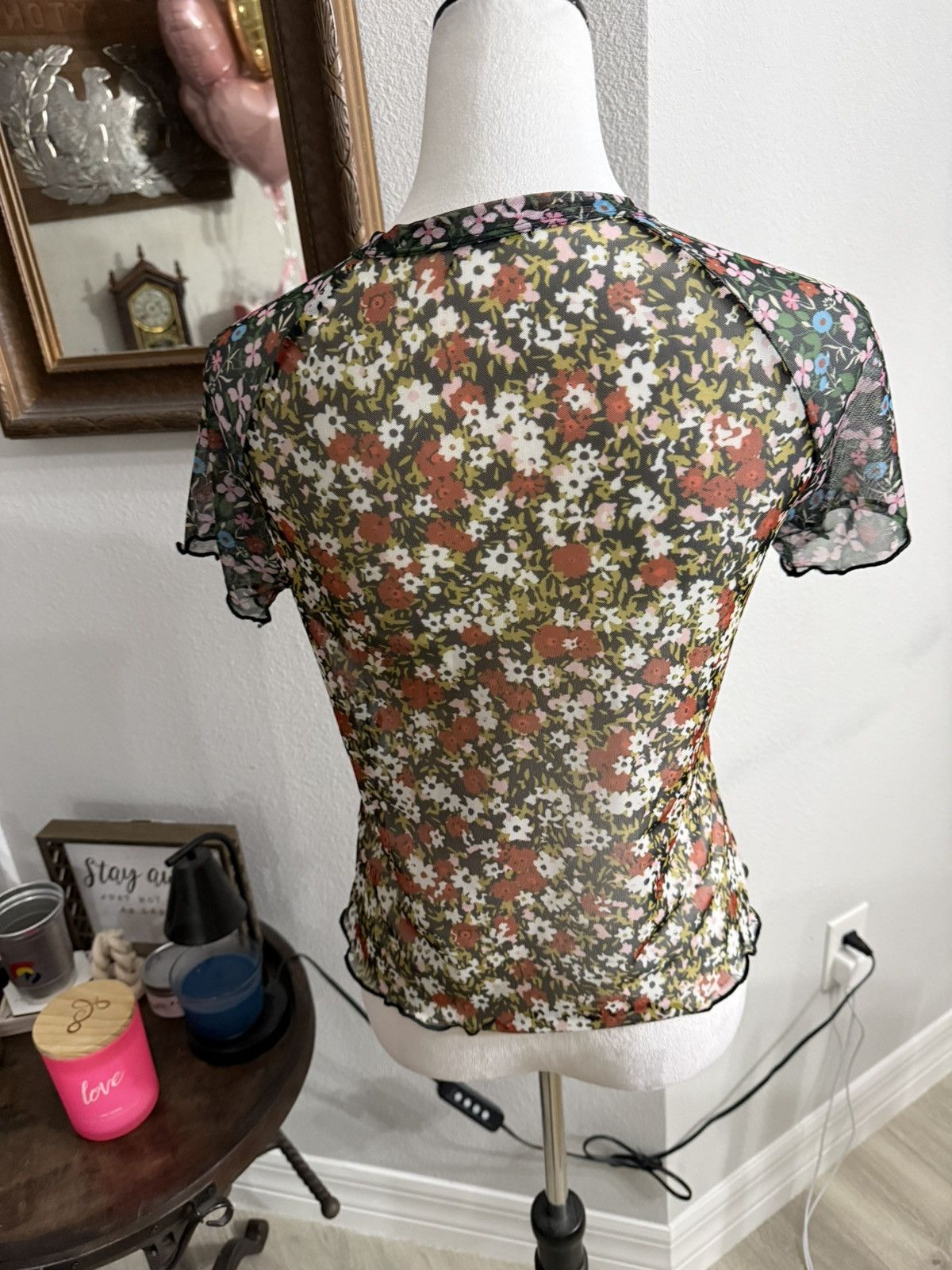 Nike Nike sheer floral crop top Size M / US 6-8 / IT 42-44 - 3 Thumbnail
