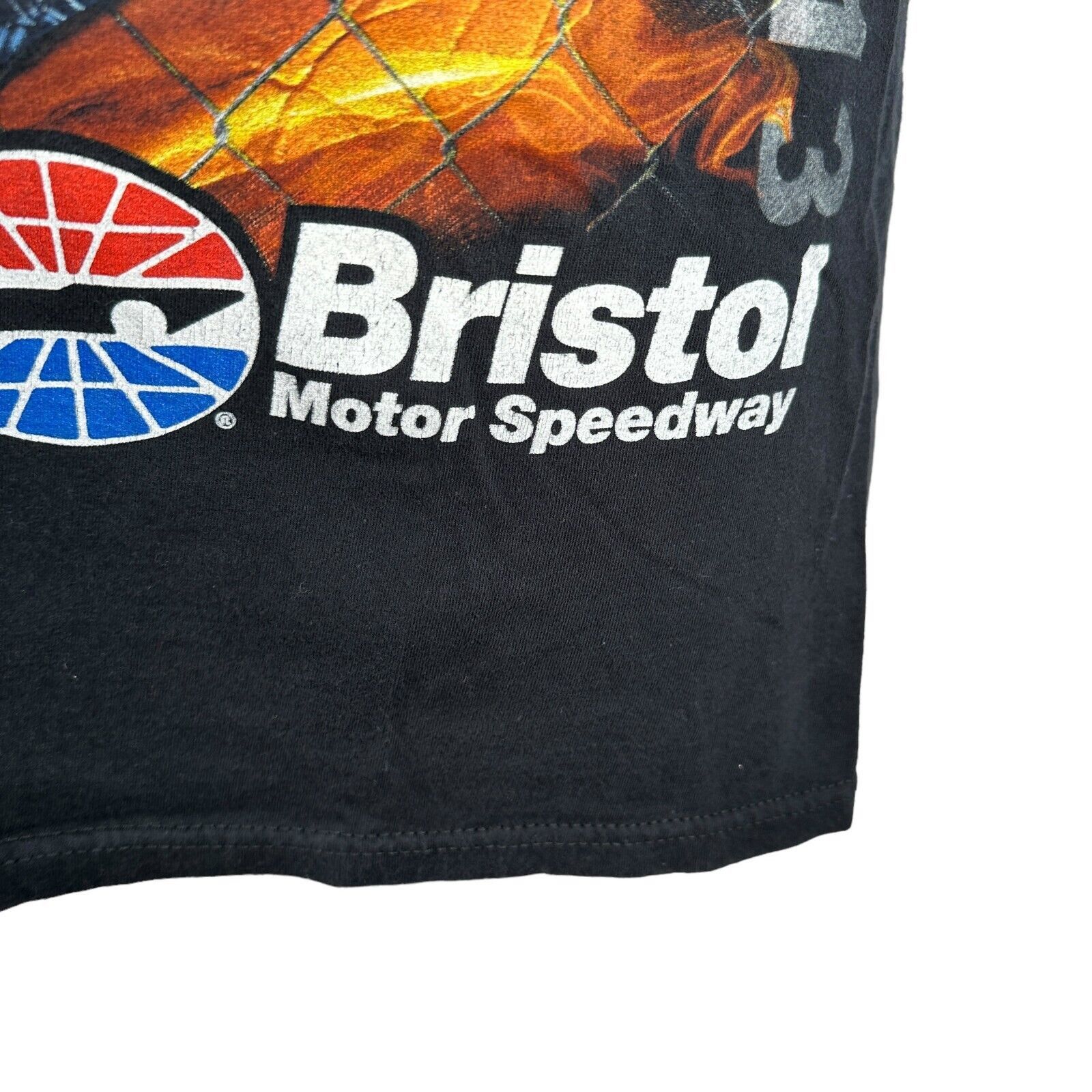 Chase Authentics Chase Authentics Bristol Fight Finish NASCAR T-Shirt Mens M Size US M / EU 48-50 / 2 - 3 Thumbnail