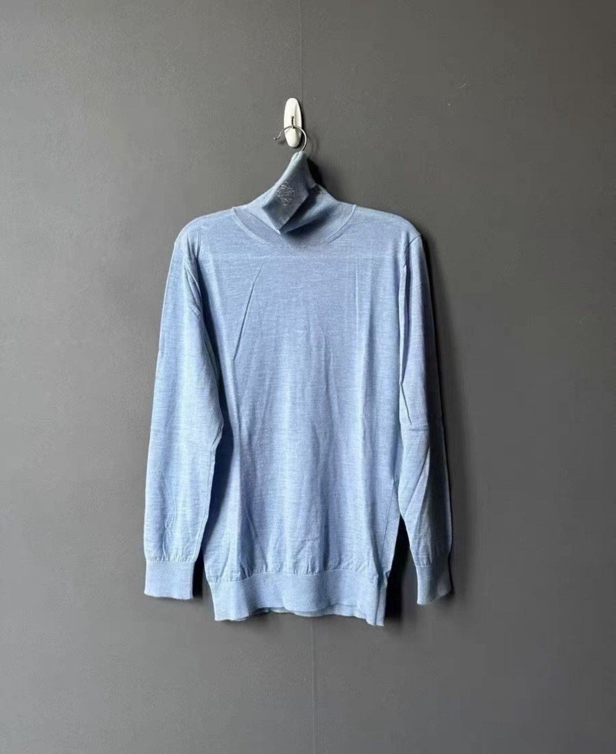 Loewe Loewe Embroidered Cashmere Turtleneck Sweater Size US M / EU 48-50 / 2 - 1 Thumbnail