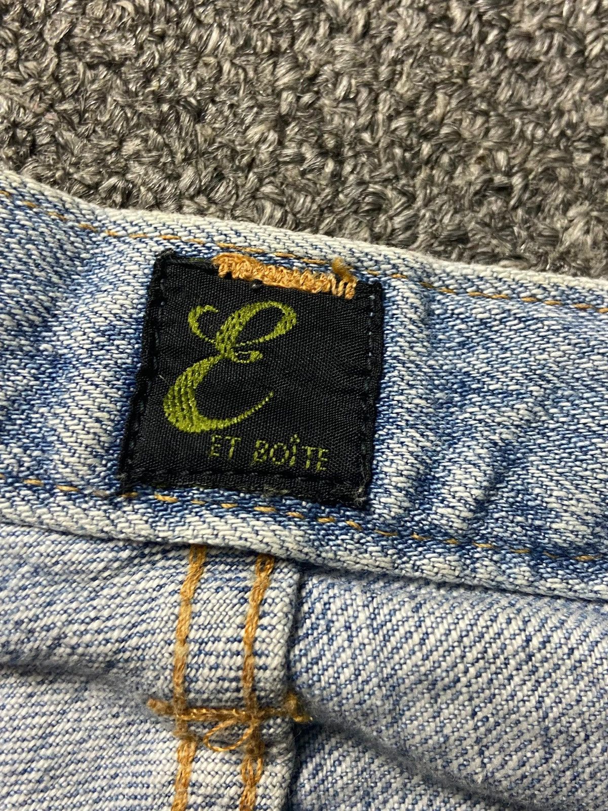 Japanese Brand ET BOITE Brand Flare Ripped Denim Jeans (141) Size 28" / US 6 / IT 42 - 3 Thumbnail