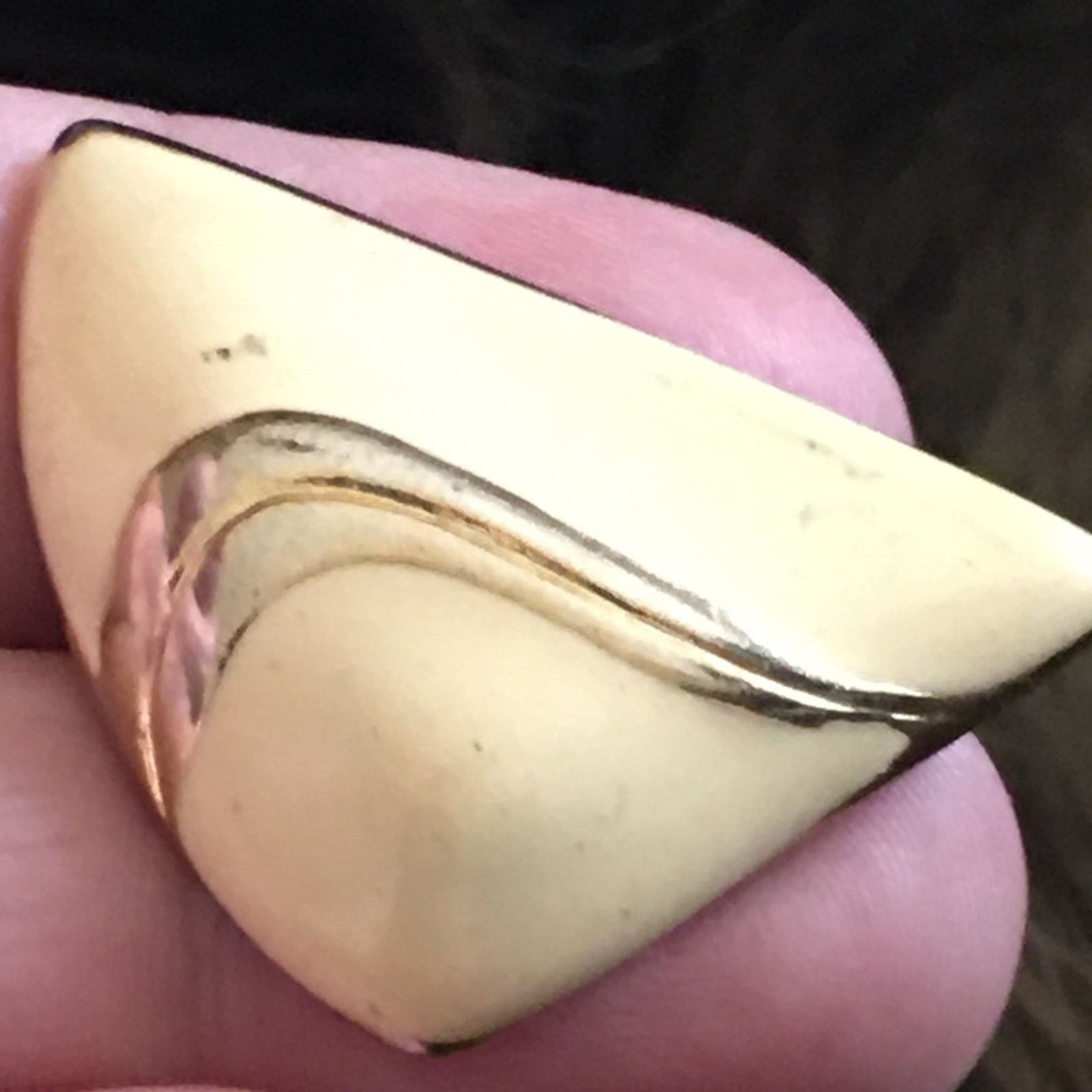 Vintage Vintage 80s cream enamel statement earrings Size ONE SIZE - 5 Thumbnail