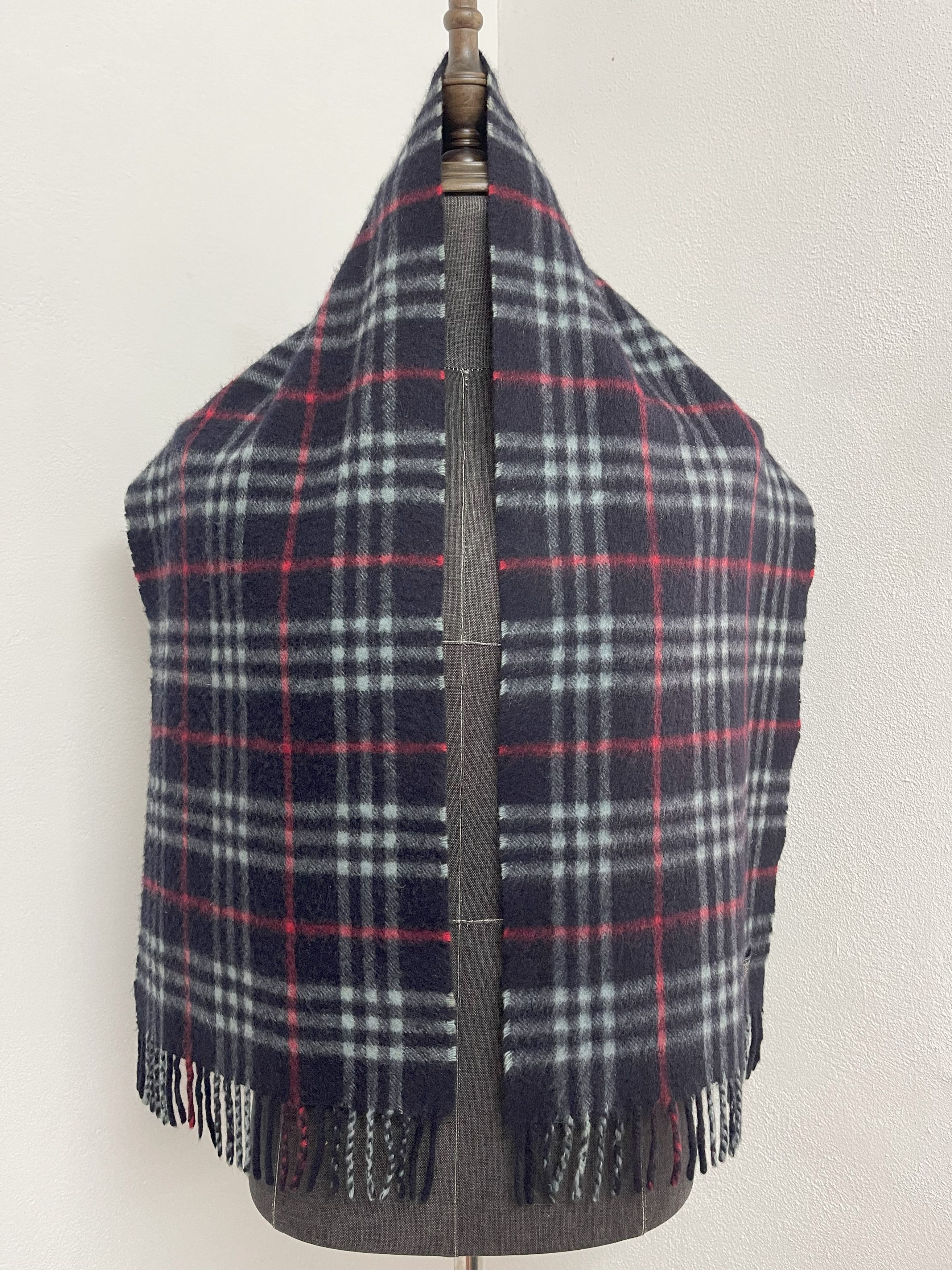Burberry Vintage Burberry Scarf / Muffler - 6085 Size ONE SIZE - 3 Thumbnail