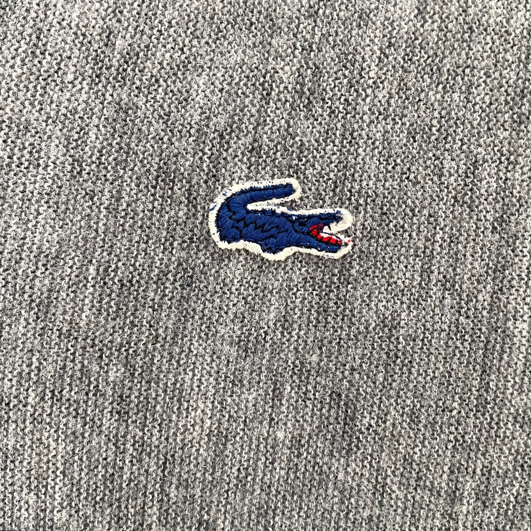 Lacoste VINTAGE Izod Lacoste Sweater Adult Large Gray V-Neck Pullover Knit Mens 80s USA Size US L / EU 52-54 / 3 - 4 Thumbnail