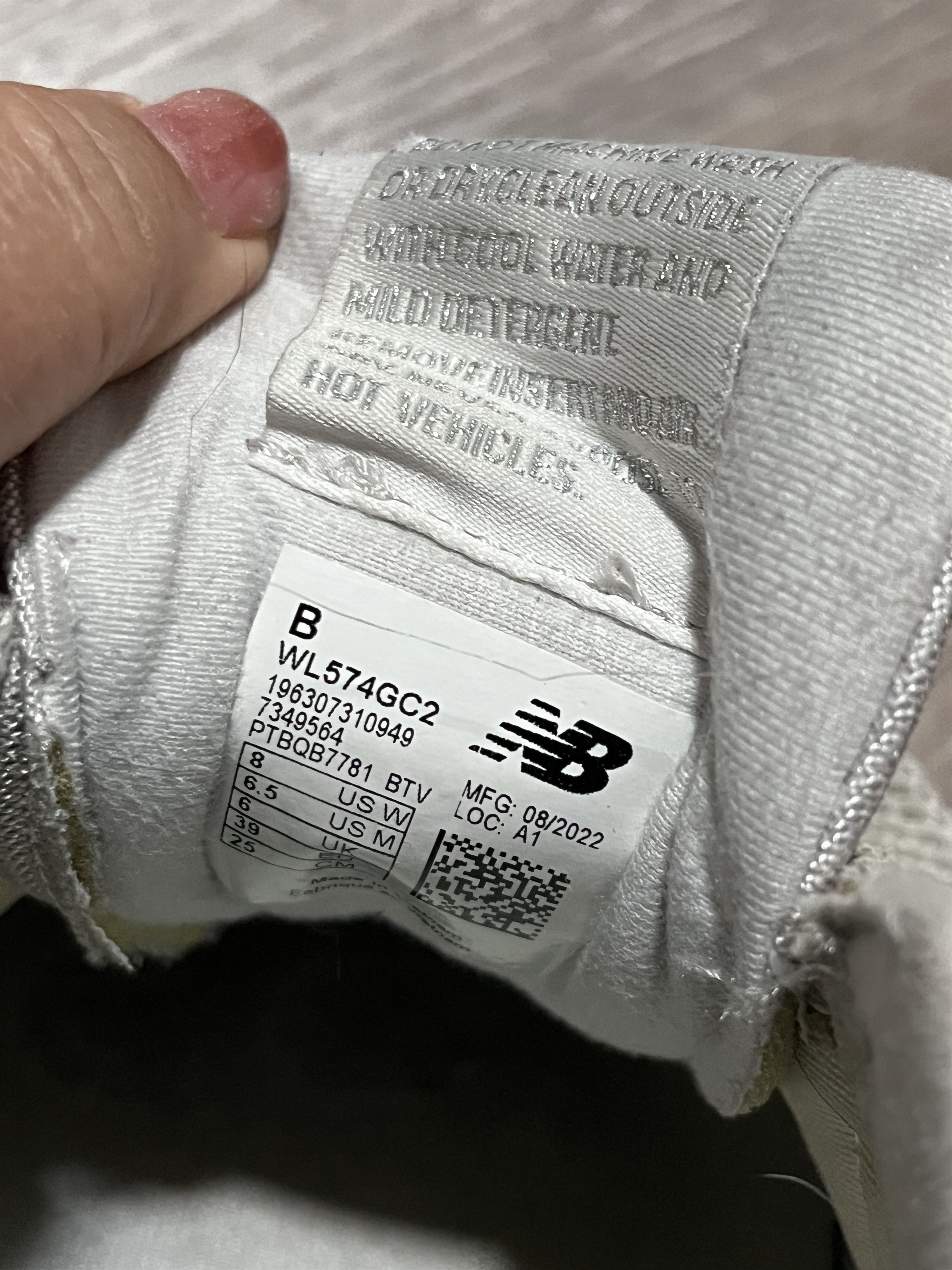 New Balance New Balance Sparkling Gray Sneakers SZ8 Size US 8 / IT 38 - 6 Thumbnail