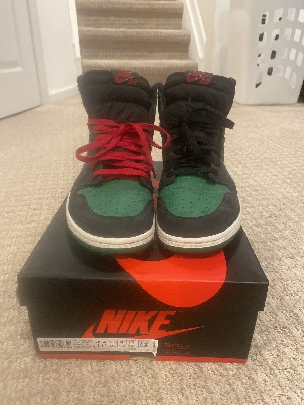 Jordan Brand Jordan 1 Black/Pine Green/Gym Red Size US 11.5 / EU 44-45 - 1 Thumbnail