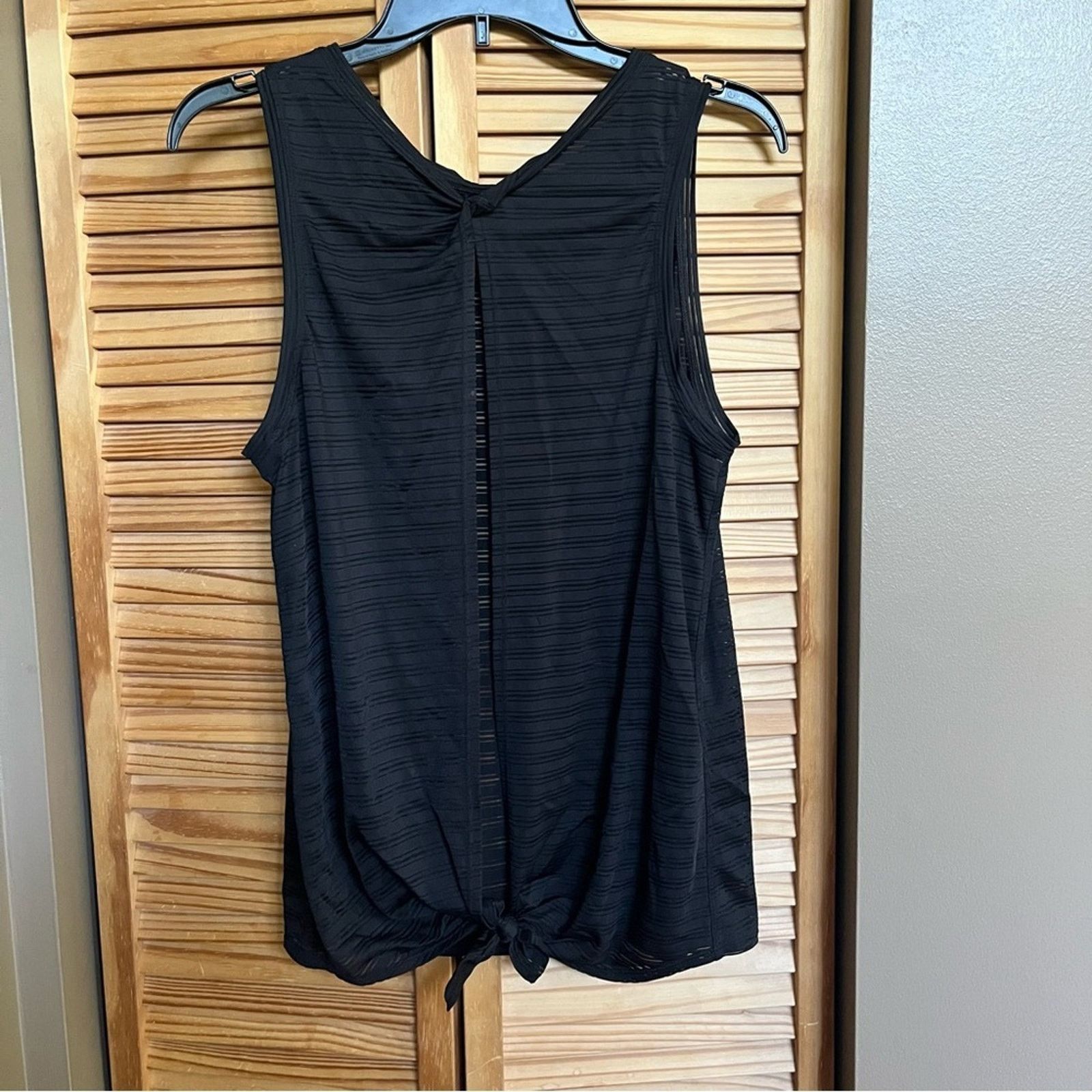 Lululemon Lululemon Meet Halfway Tank Black Sheer Stripes Size 6 Size M / US 6-8 / IT 42-44 - 2 Thumbnail