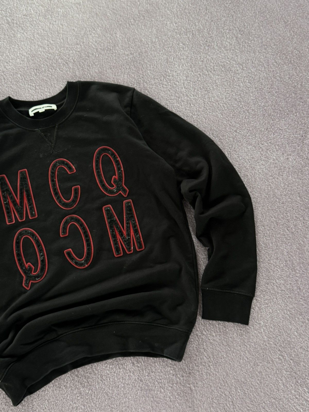 Alexander McQueen Alexander McQueen MCQ Men's Velvet Logo Sweatshirt Size US M / EU 48-50 / 2 - 5 Thumbnail