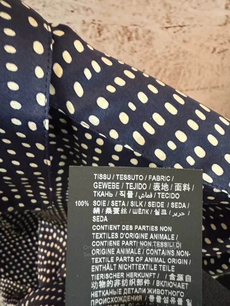Saint Laurent Paris Saint Laurent Blue Polka Dot Silk Shirt. Size US M / EU 48-50 / 2 - 6 Thumbnail