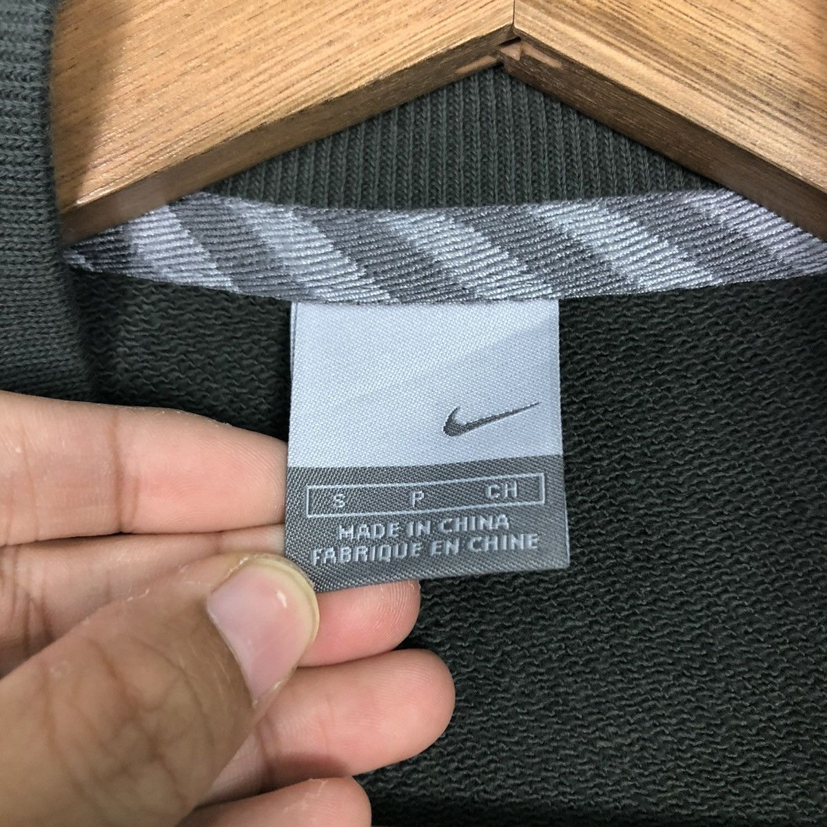 Nike 🔥VINTAGE BOMBET VARSITY JACKET NIKE SPORTSWEAR BIG LOGO Size US S / EU 44-46 / 1 - 19 Thumbnail