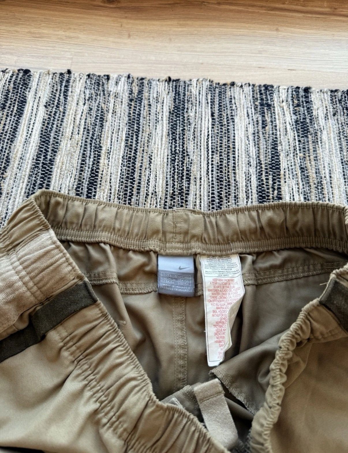Nike VINTAGE NIKE SHORTS DOWNING STADIUM KHAKI BRIDGES Size L Size US 35 - 6 Thumbnail