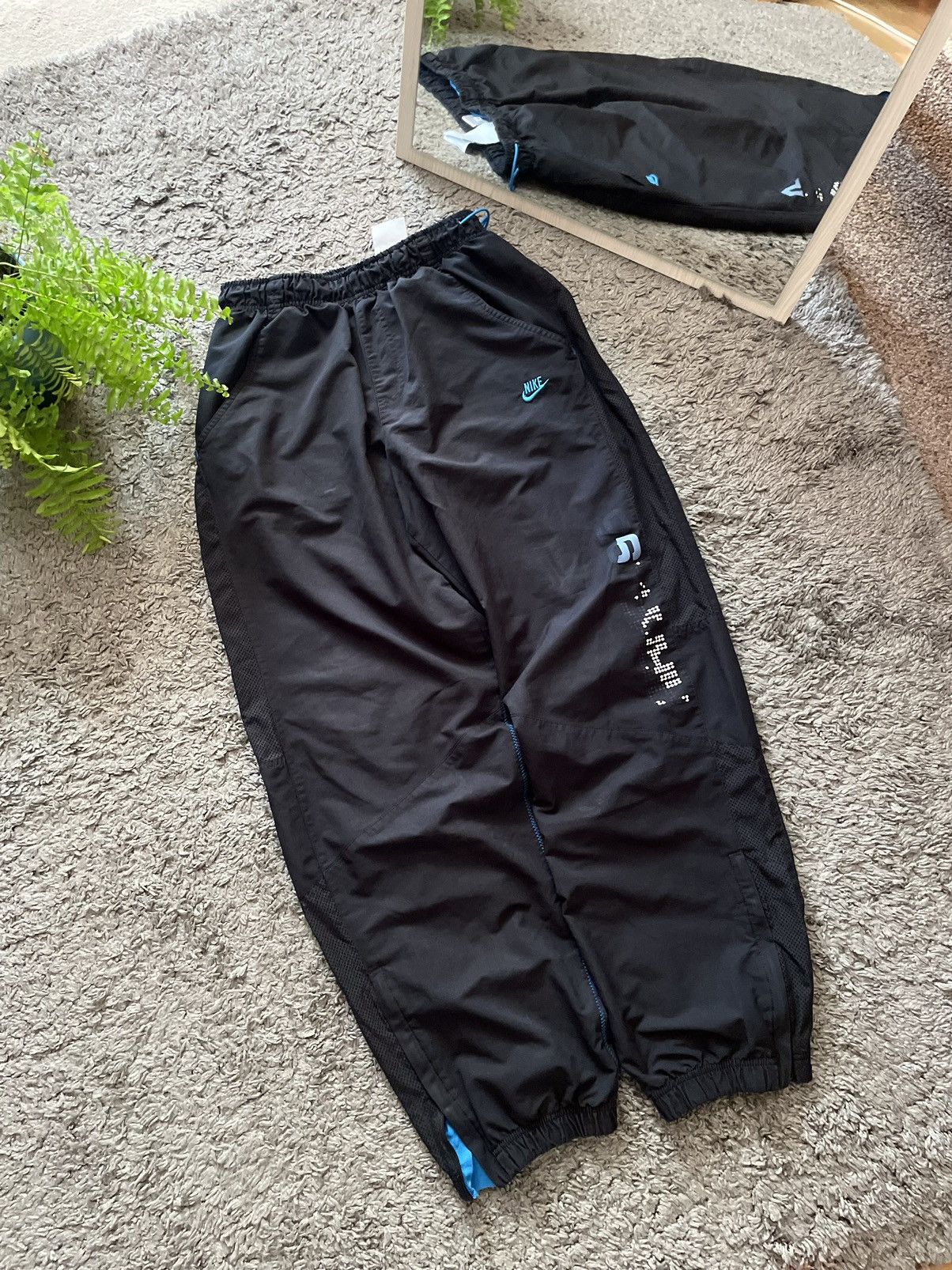 Nike × Vintage 00s Nike Vintage Pants Streetwear Logo Swoosh Rare Size US 30 / EU 46 - 2 Thumbnail