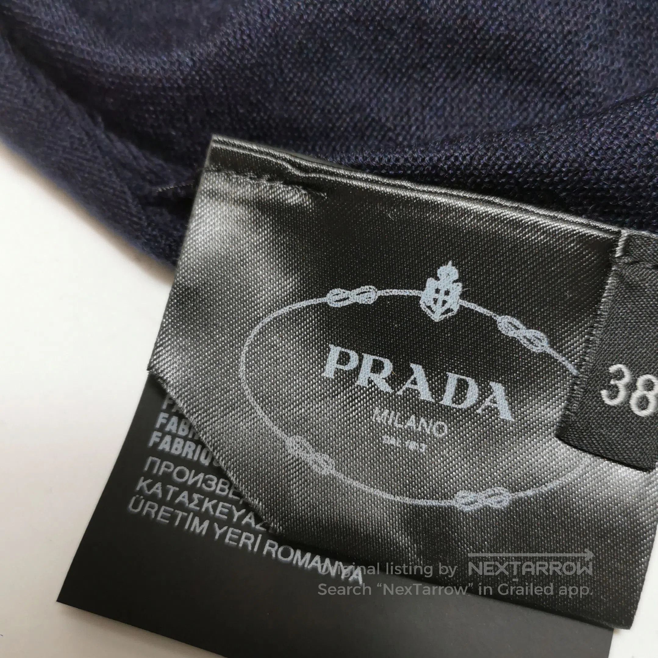 Prada Prada Wool Long Sleeve V. Size S / US 4 / IT 40 - 8 Thumbnail